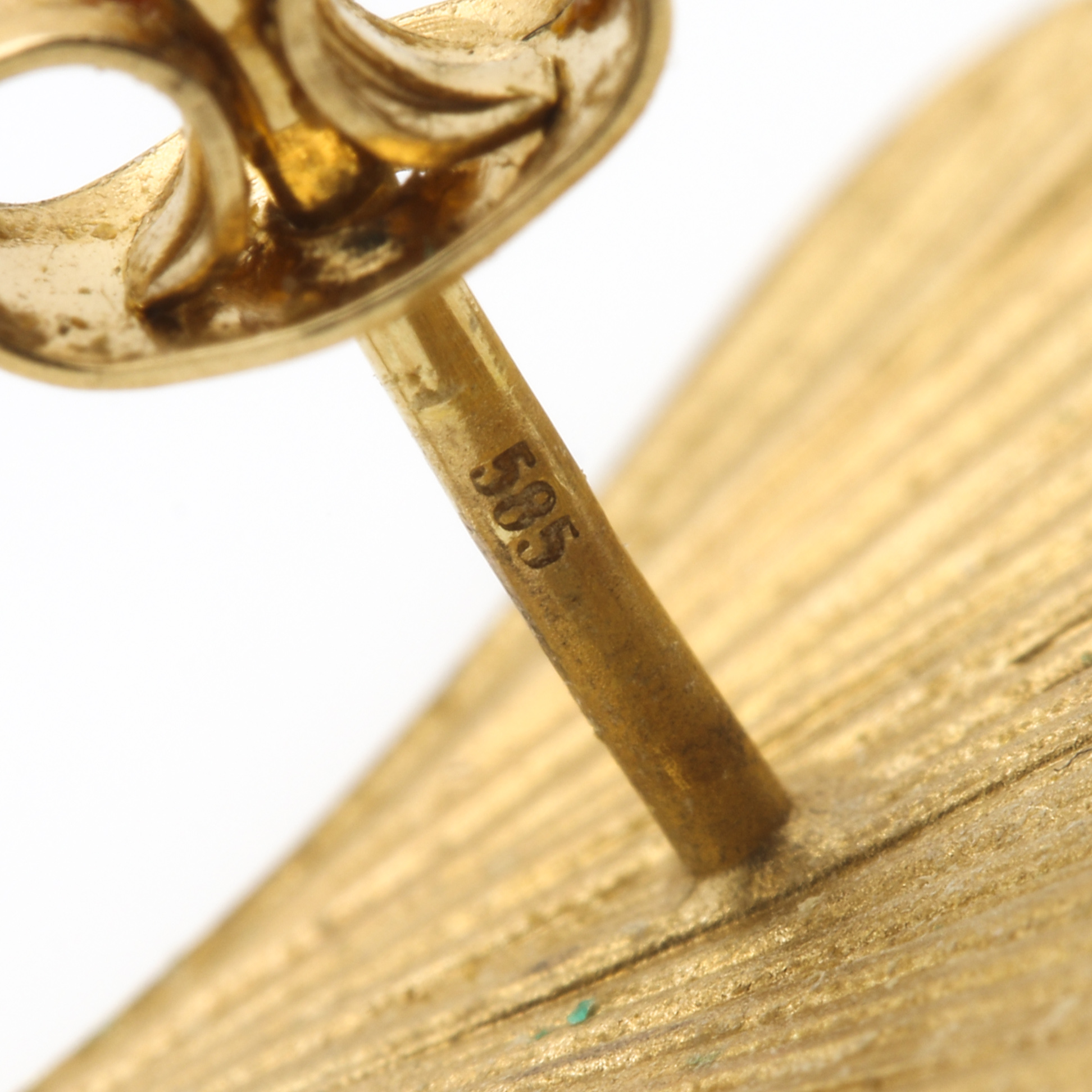 14K Yellow Gold Ginkgo Biloba Leaf Stud Earrings