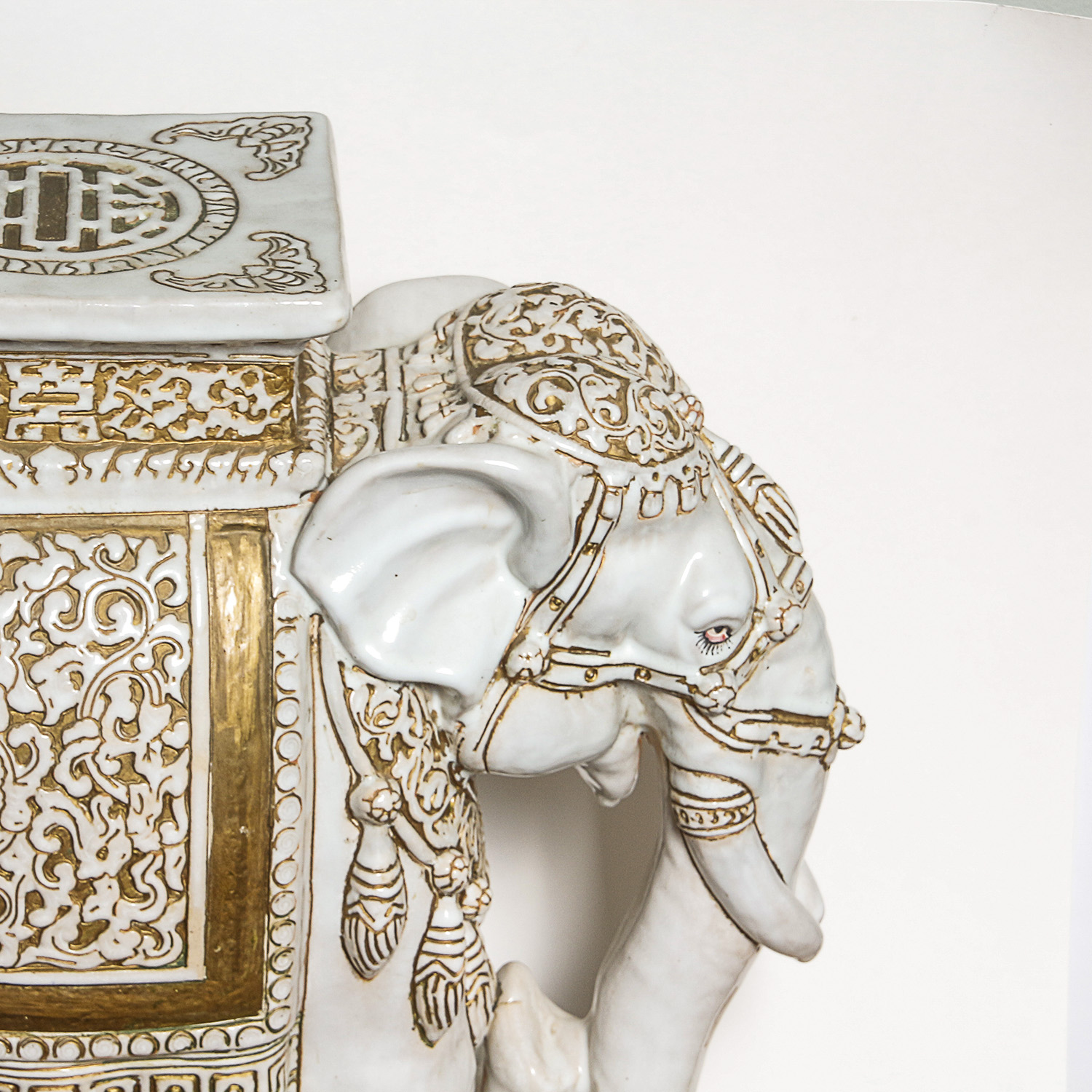 White and Gold-Tone Ceramic Elephant Plant Stand