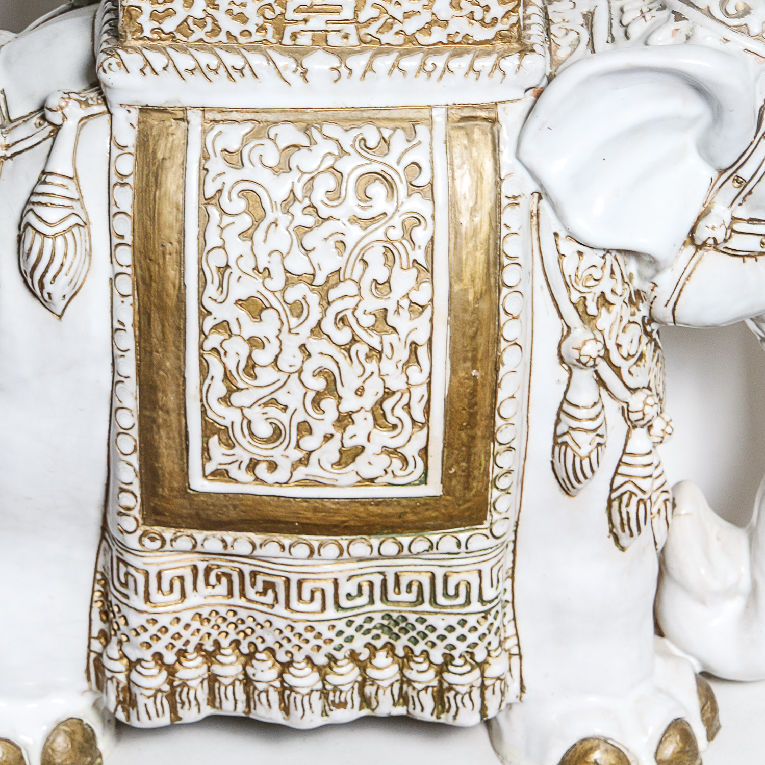 White and Gold-Tone Ceramic Elephant Plant Stand