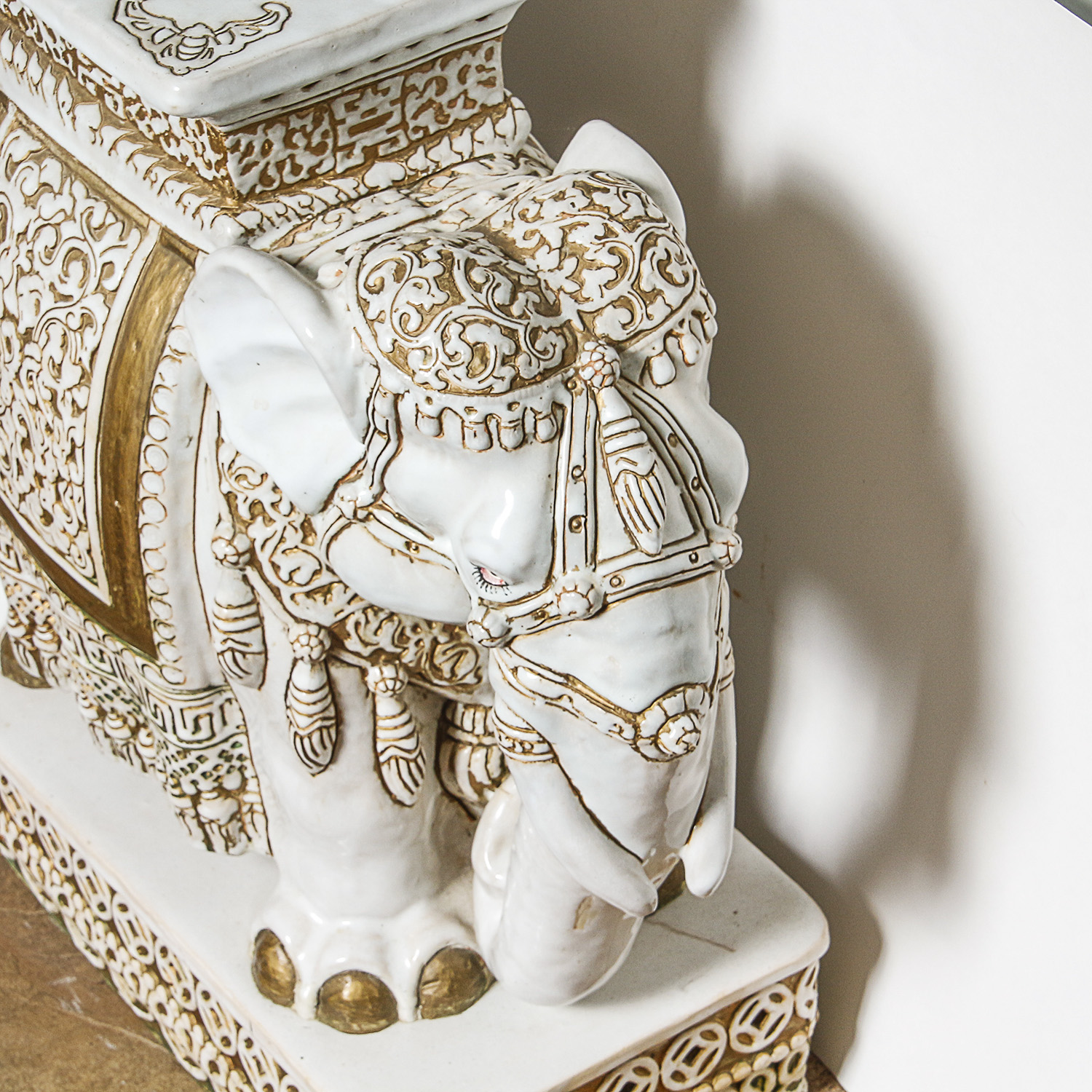 White and Gold-Tone Ceramic Elephant Plant Stand
