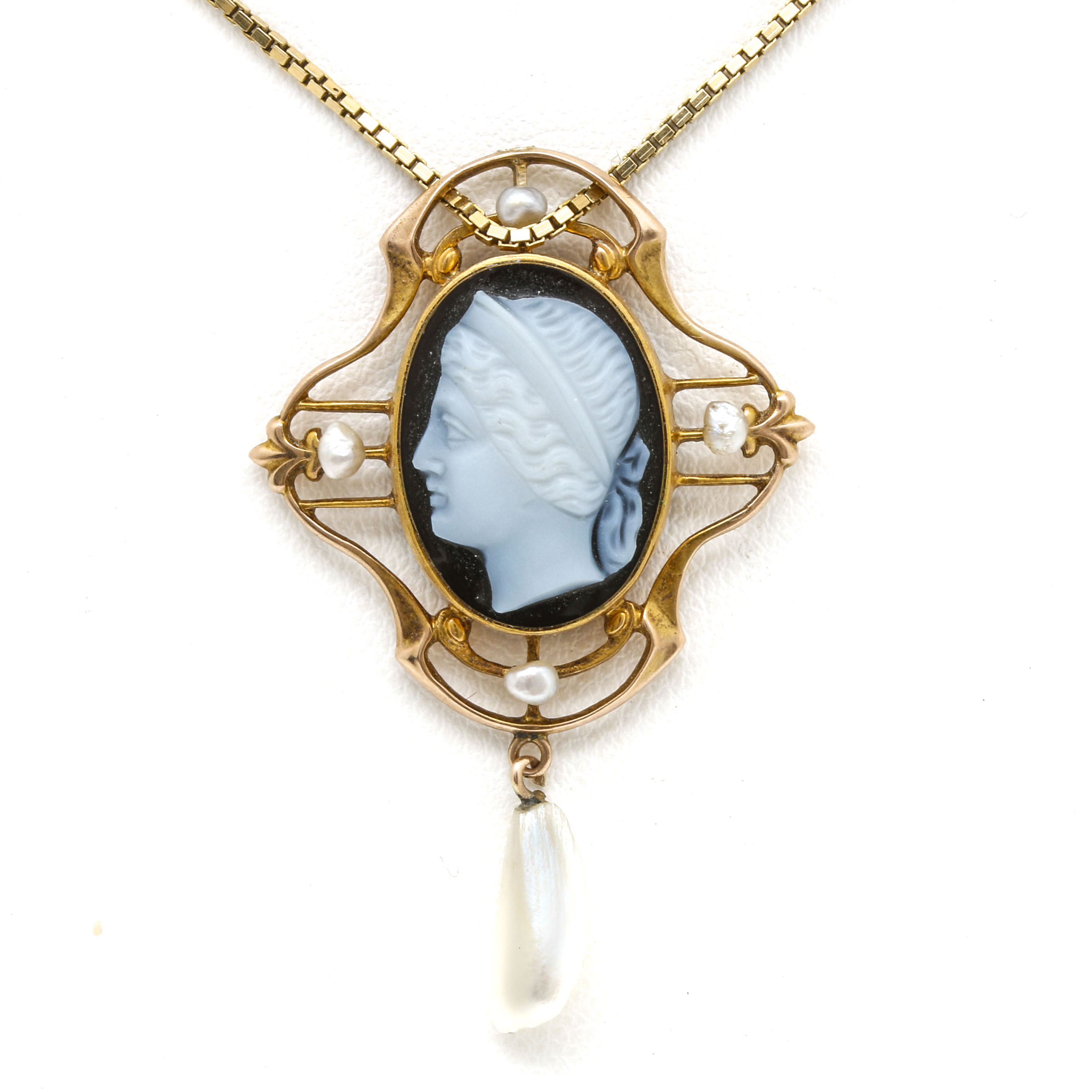 10K and 14K Yellow Gold Onyx Cameo and Pearl Pendant Necklace