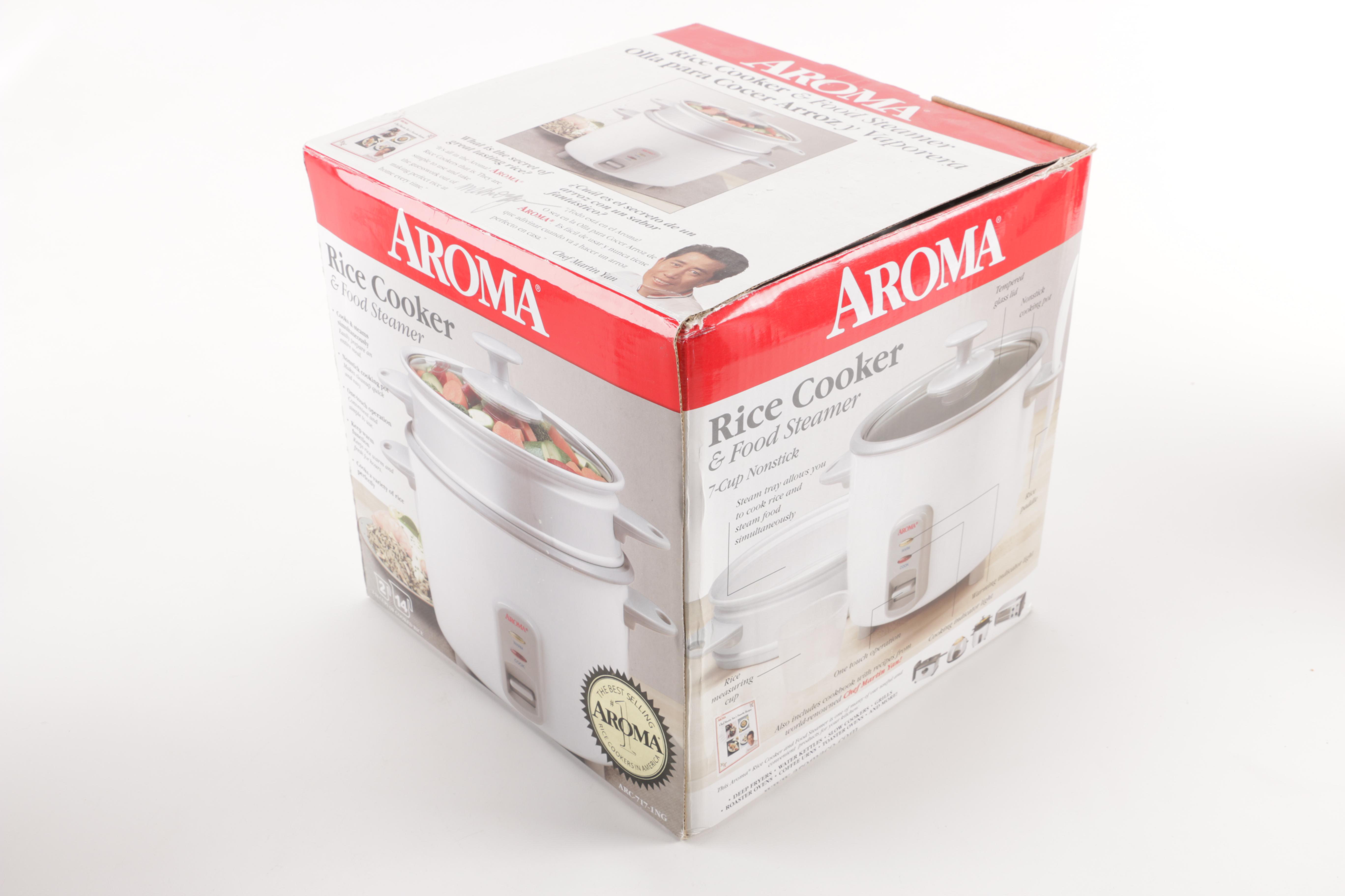 Grouping of Slow Cookers and Appliances