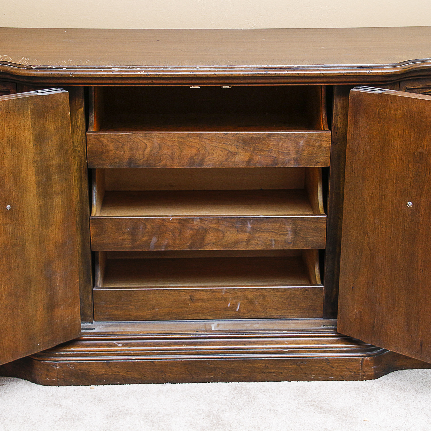 Vintage Drexel Heritage Grand Tour Wooden Server