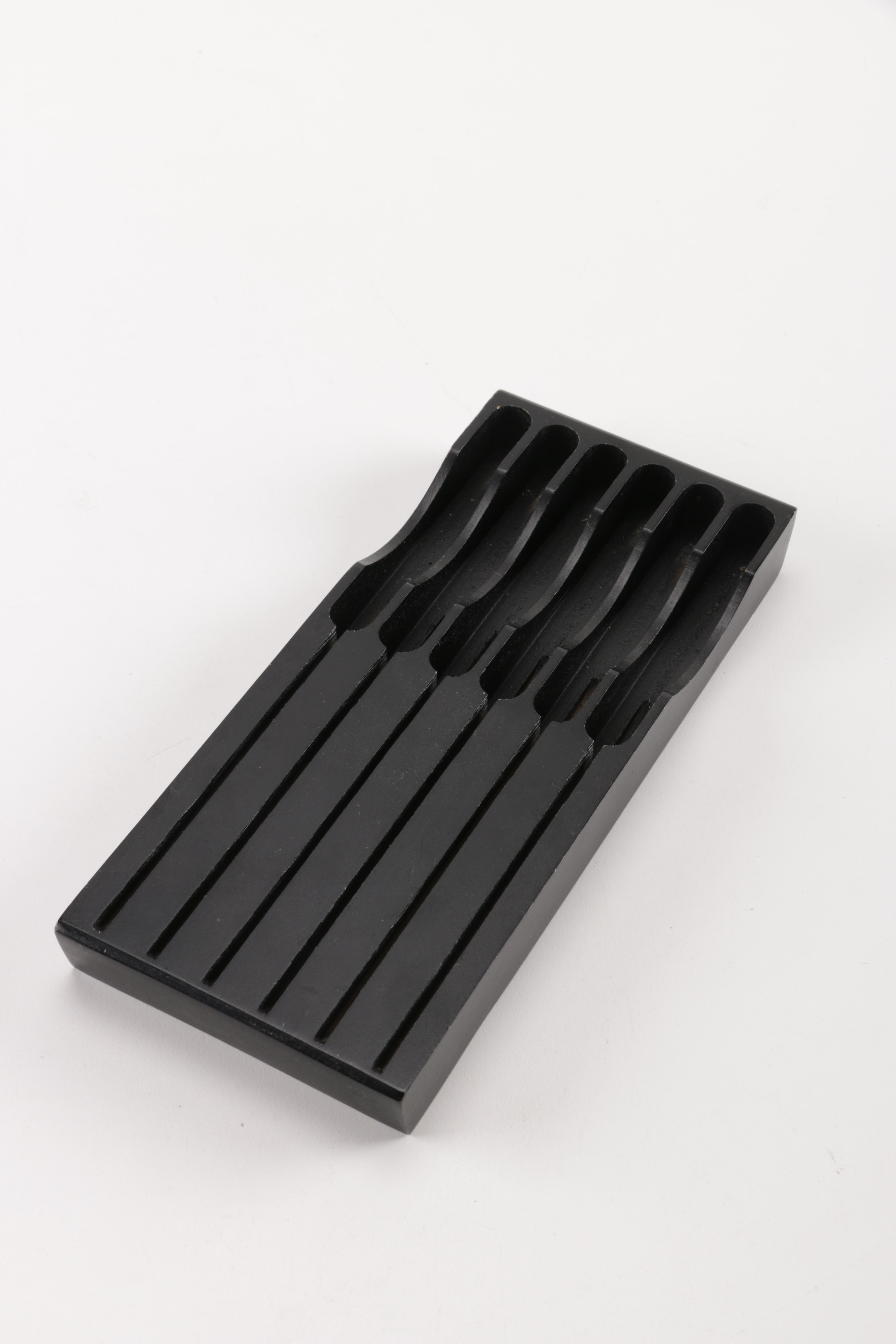 Set of Leppington Sheffield Steak Knives