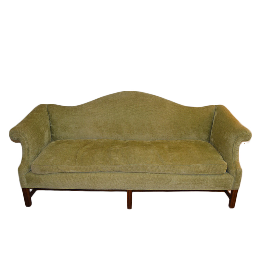 Chippendale Style Camelback Settee