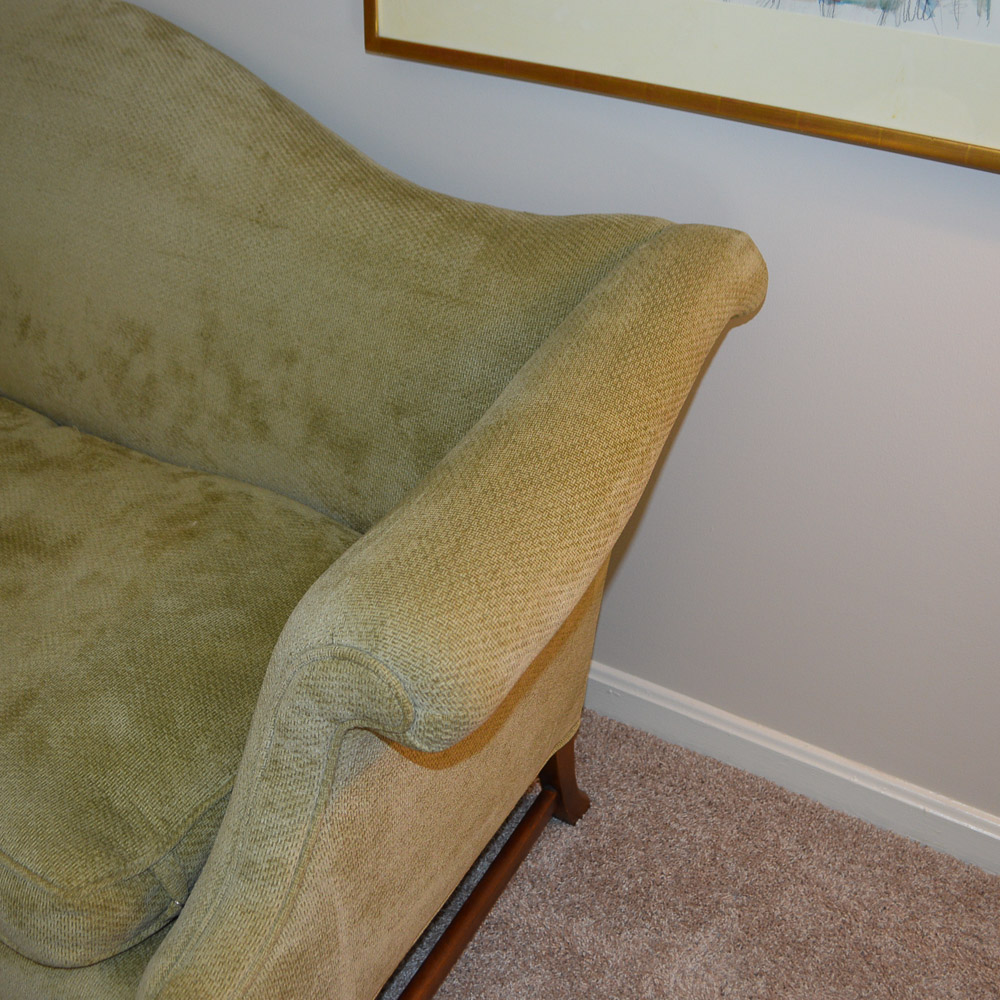 Chippendale Style Camelback Settee