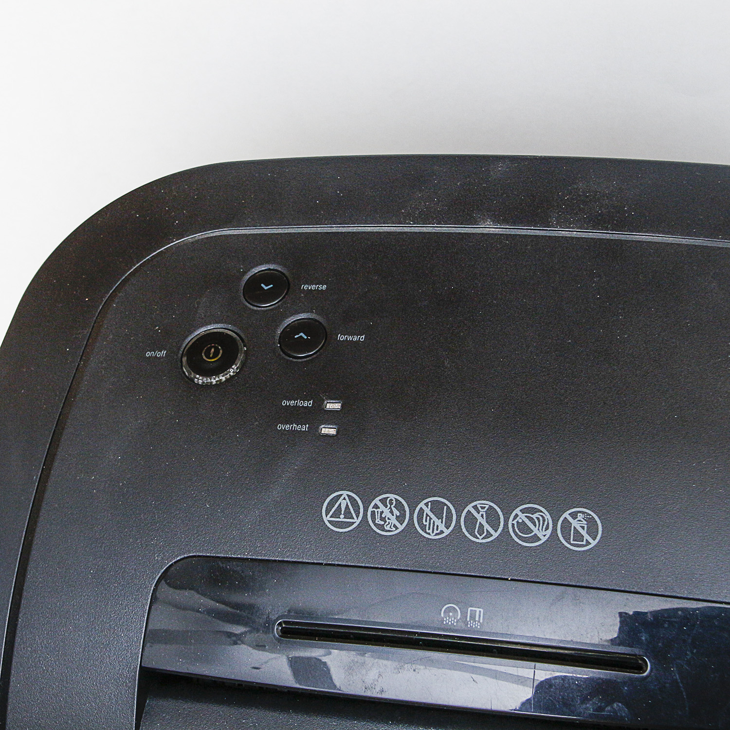 Royal Cross-Cut Paper Shredder SC180MX