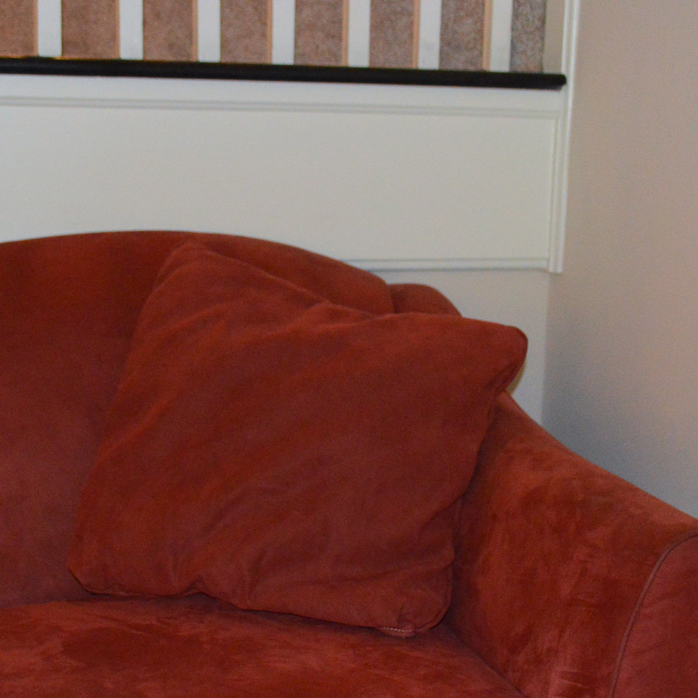 Camelback Sofa by Bauhaus Furniture