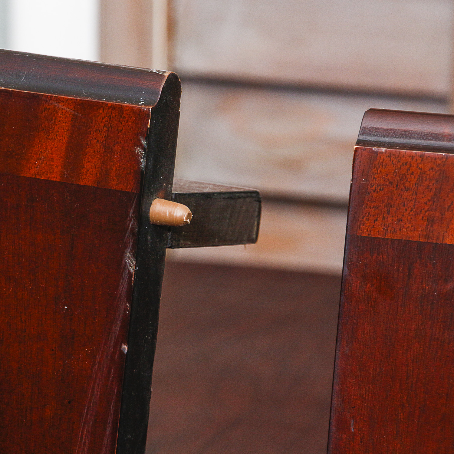 Queen Anne-Style Dining Table