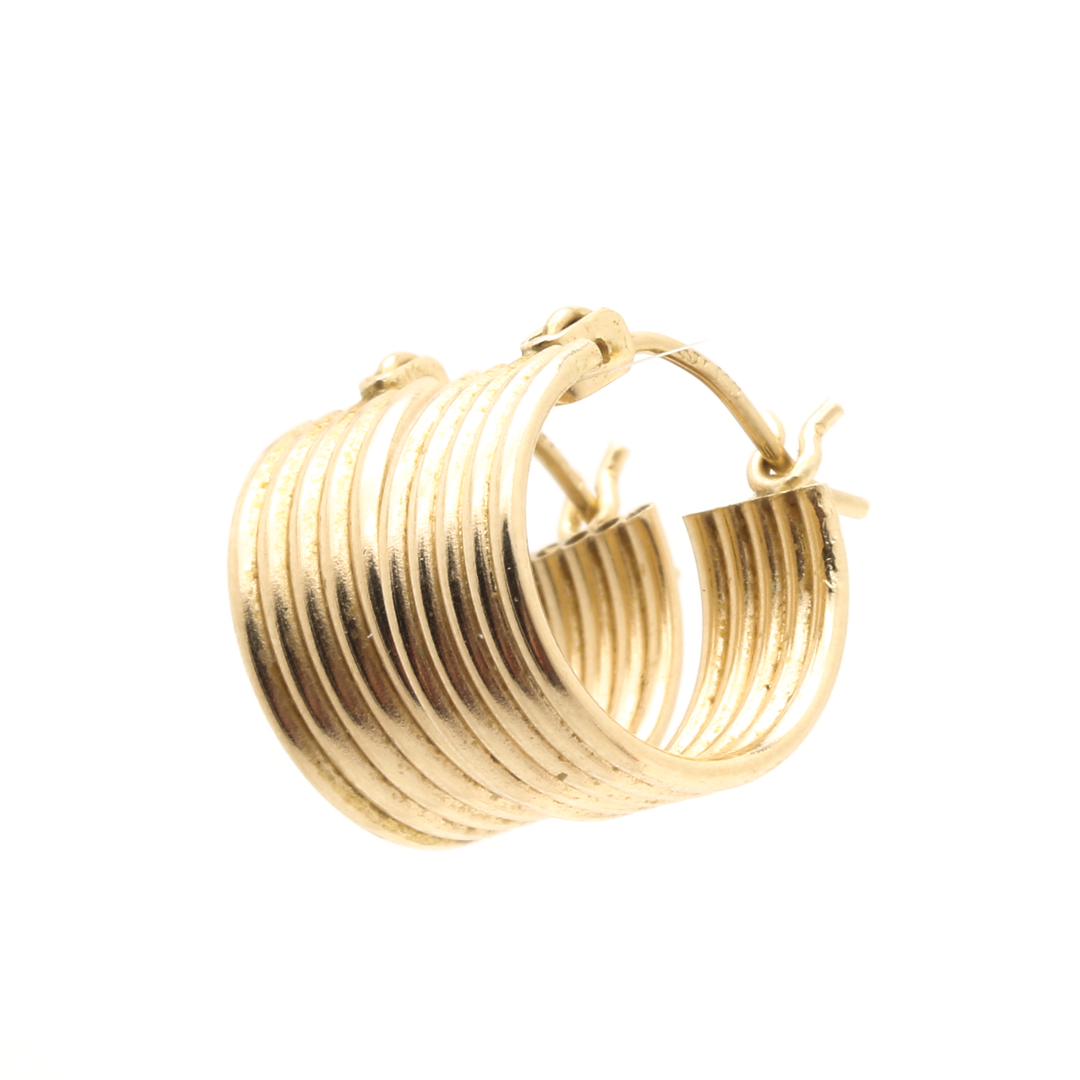 14K Yellow Gold Ribbed Mini Hoop Earrings