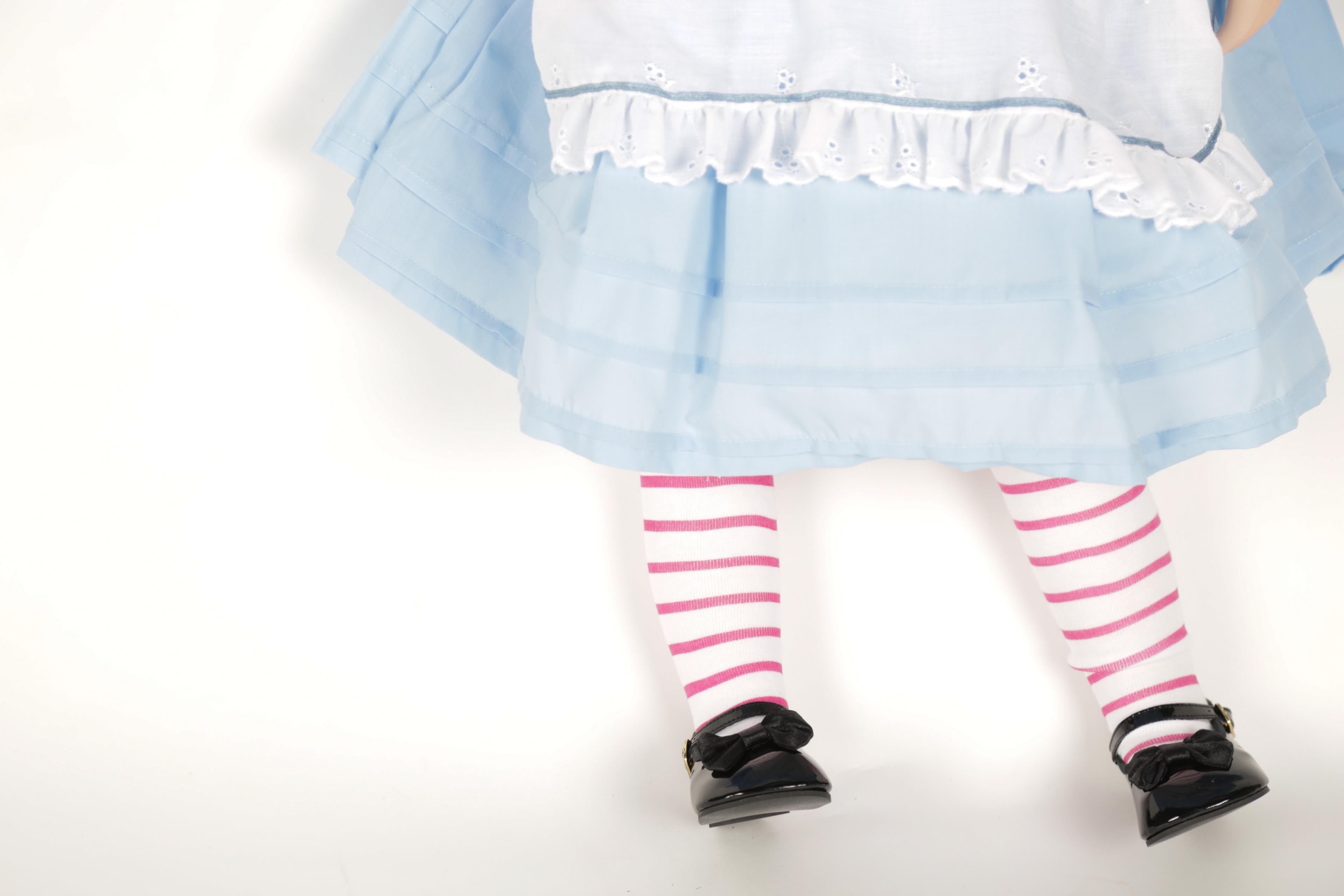 Limited Edition "Alice" Masterpiece Gallery Doll