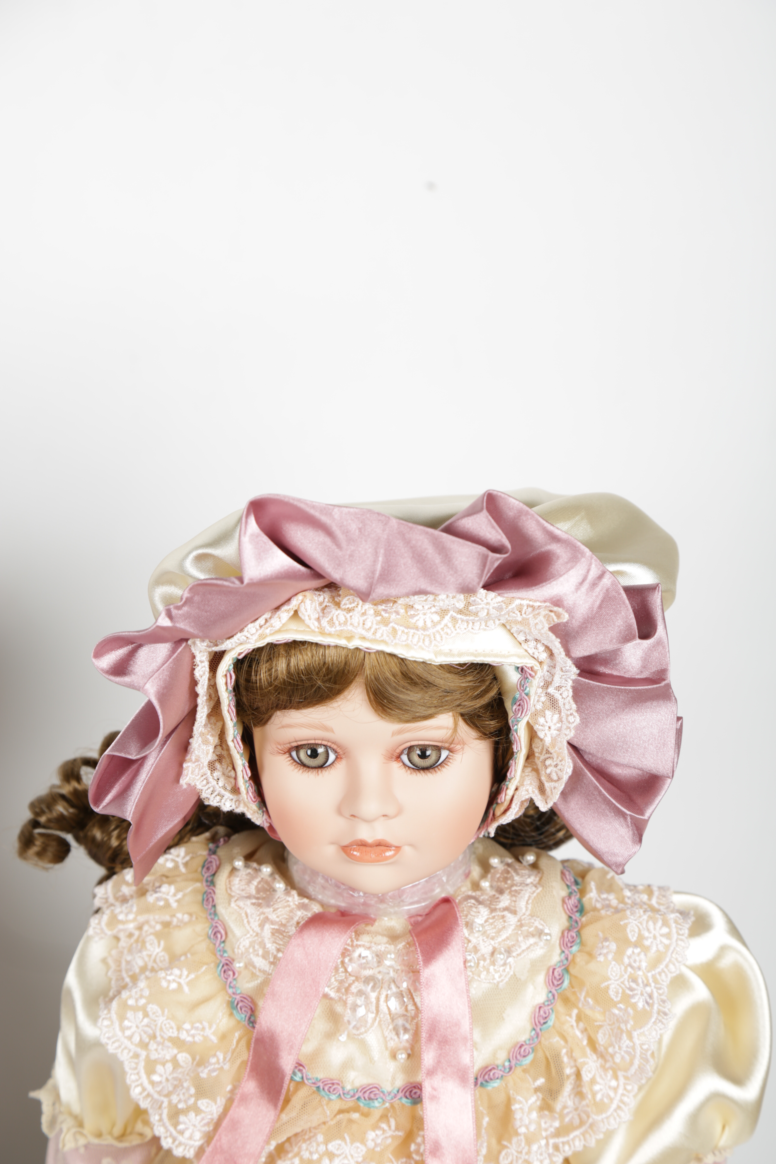 Limited Edition Jan McLean Paige and Court of Dolls "Kami" Dolls