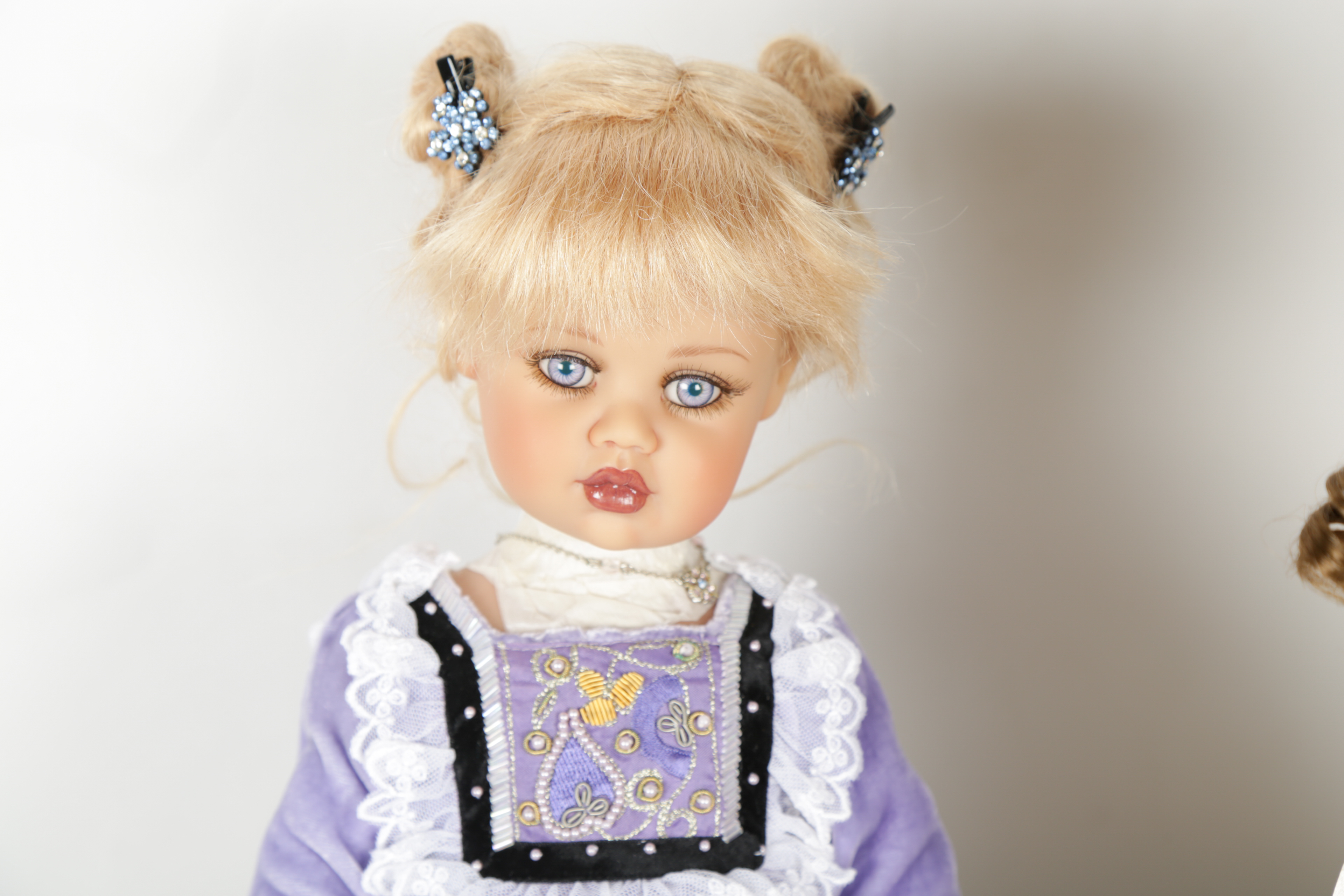 Limited Edition Jan McLean Paige and Court of Dolls "Kami" Dolls