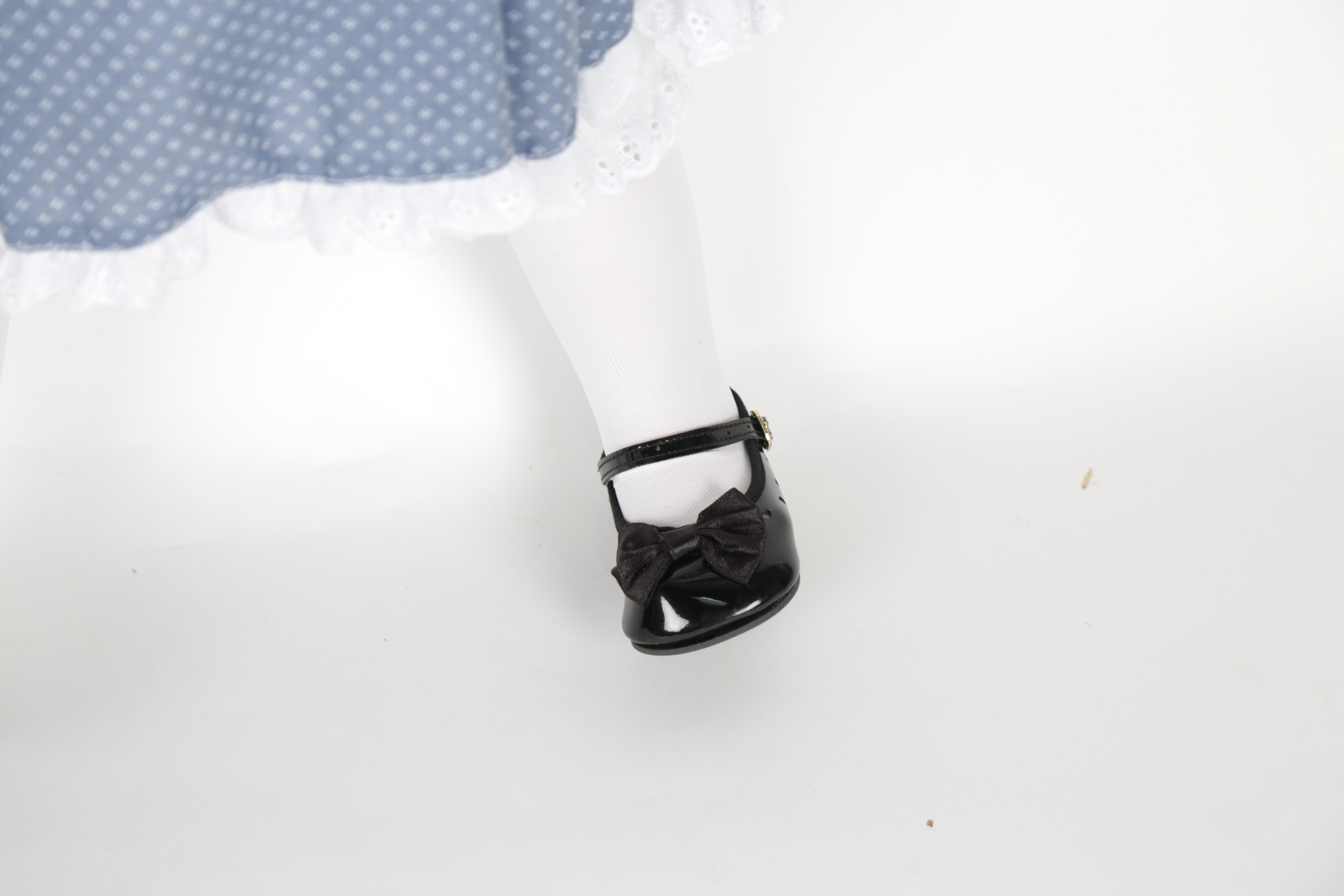 Limited Edition "Goldilocks" Masterpiece Gallery Doll