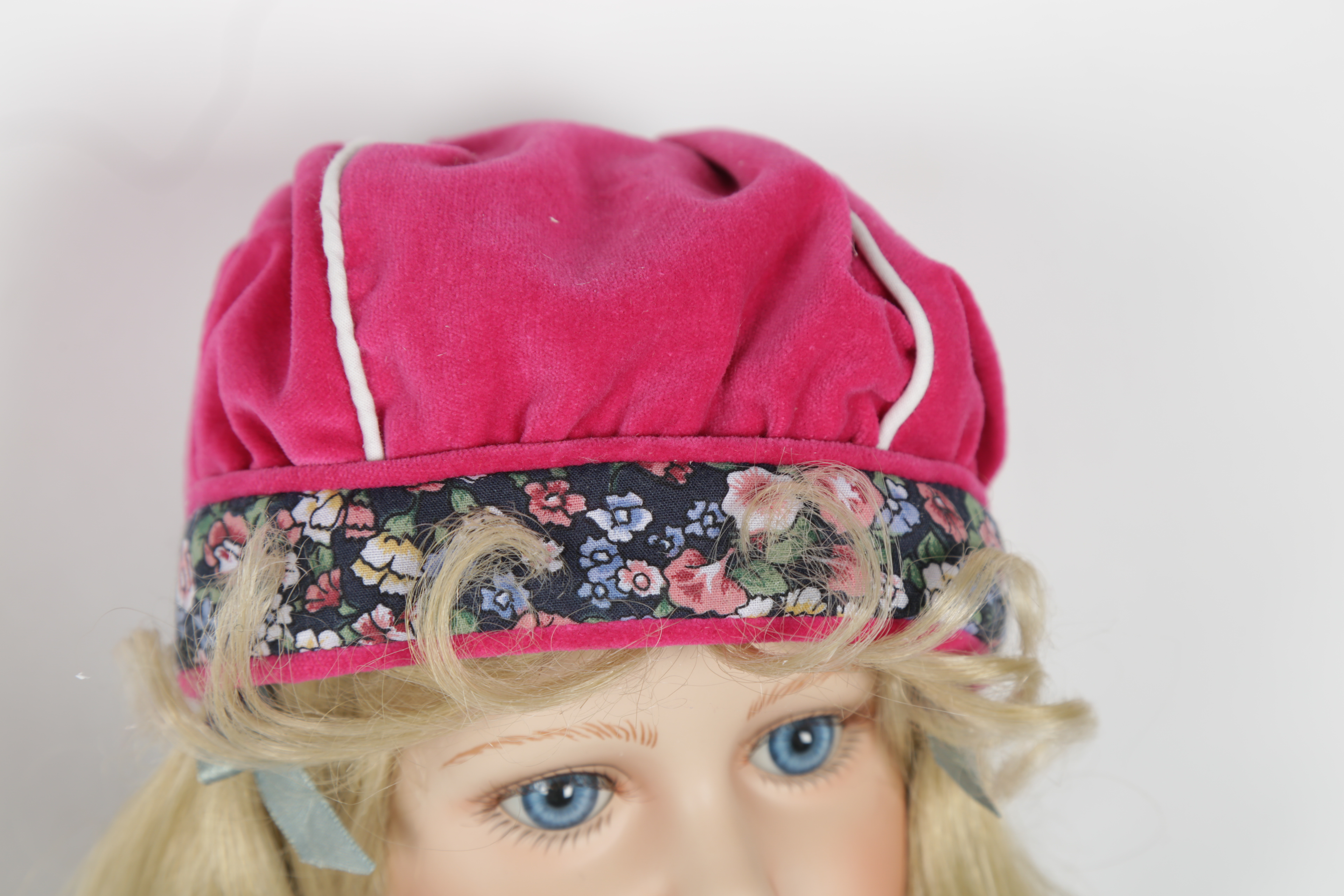 Limited Edition "Goldilocks" Masterpiece Gallery Doll