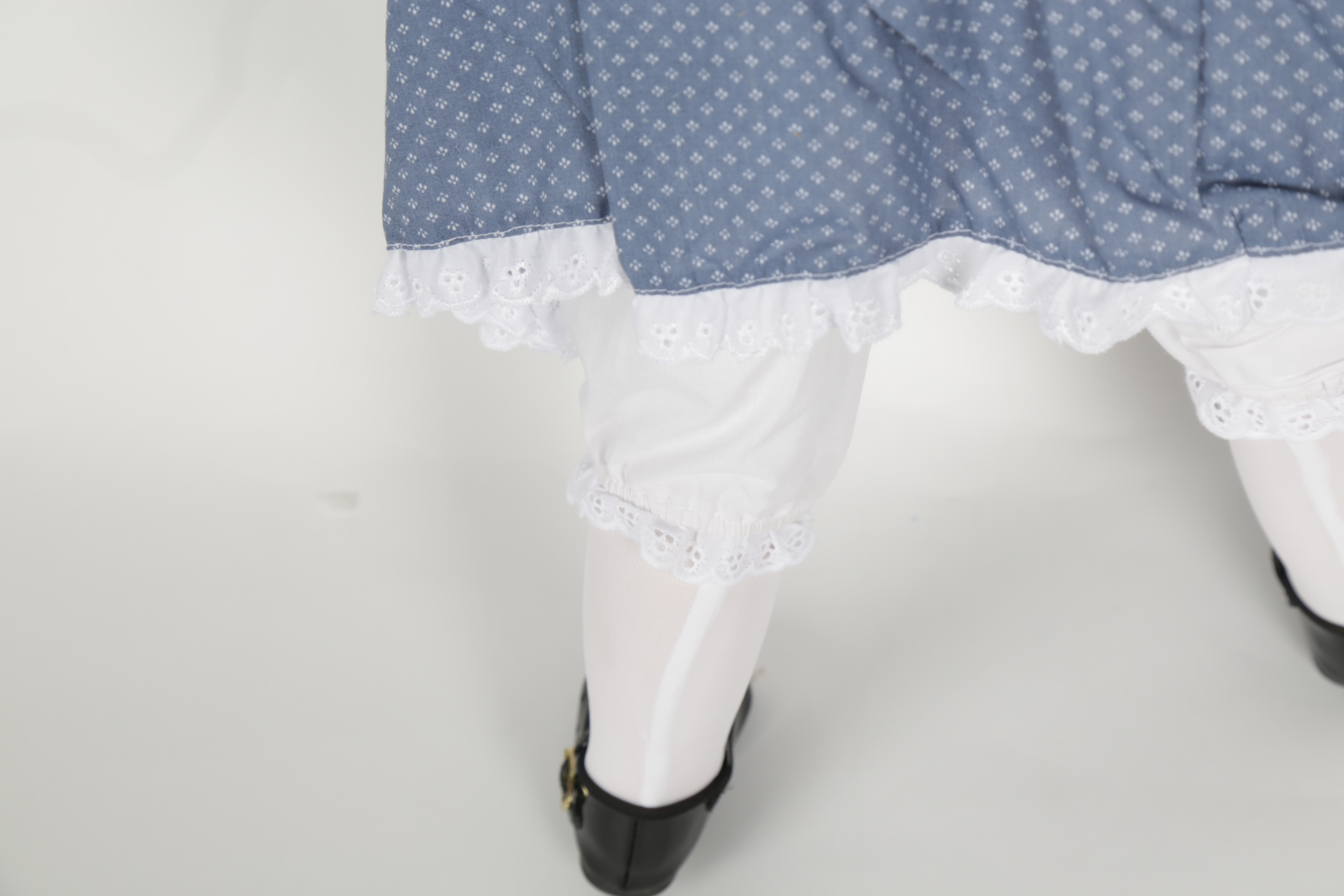 Limited Edition "Goldilocks" Masterpiece Gallery Doll