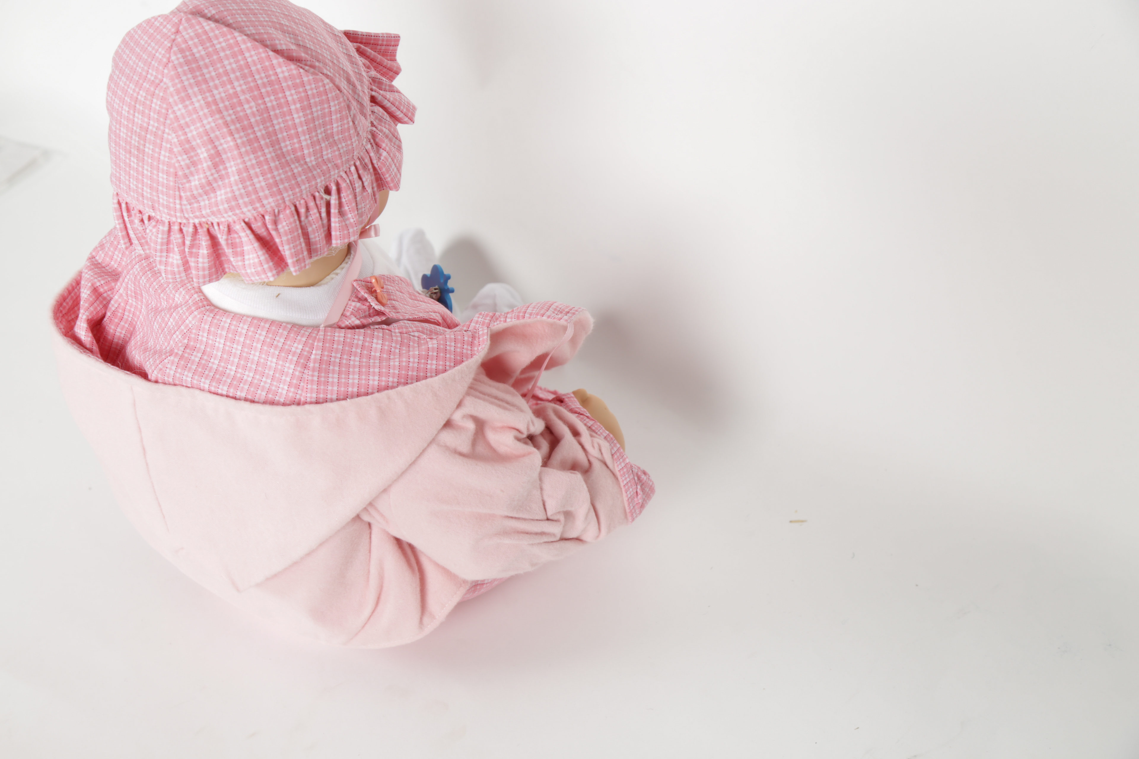 Limited Edition "Theresa" Masterpiece Gallery Doll