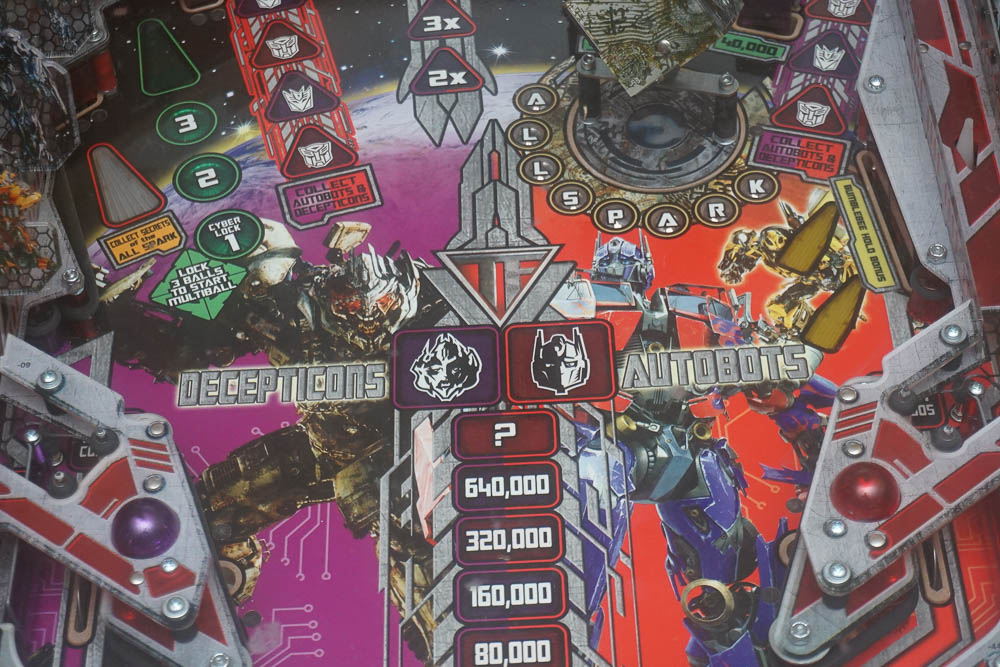 2011 Stern "Transformers" Pinball Machine