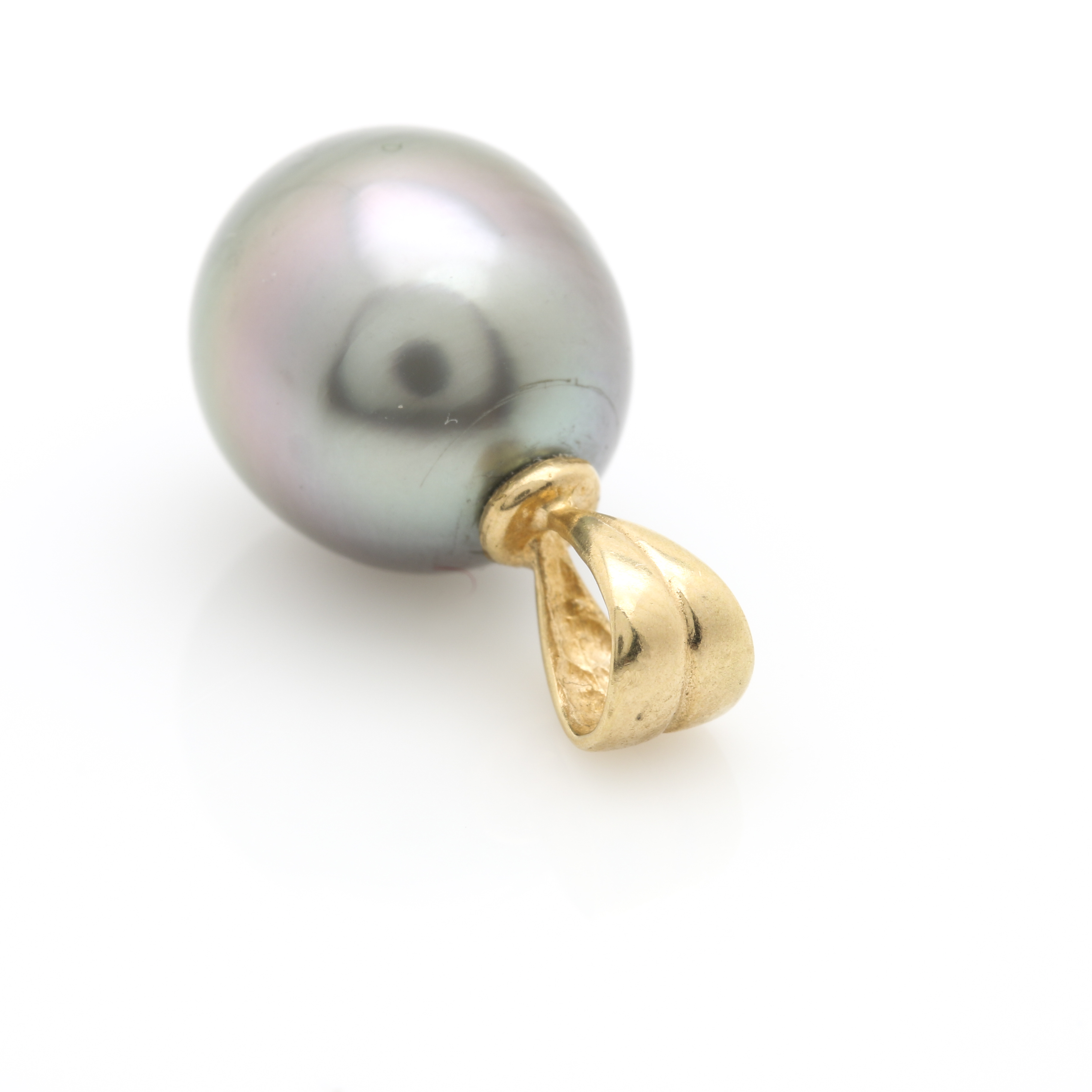 18K Yellow Gold Fossilized Coral Studs and Cultured Pearl Pendant