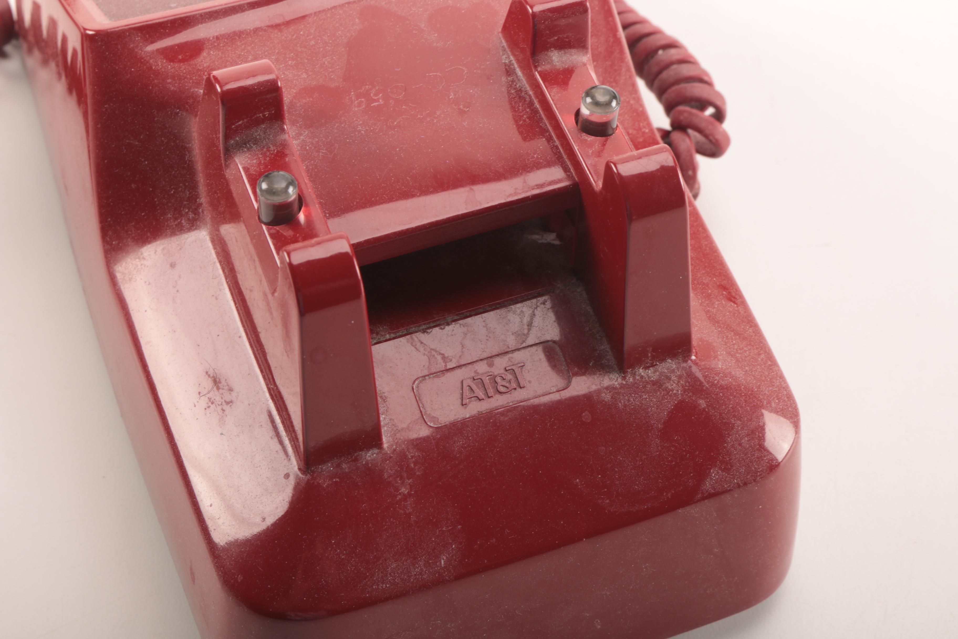 Household Items Including an Electric Hand Steamer