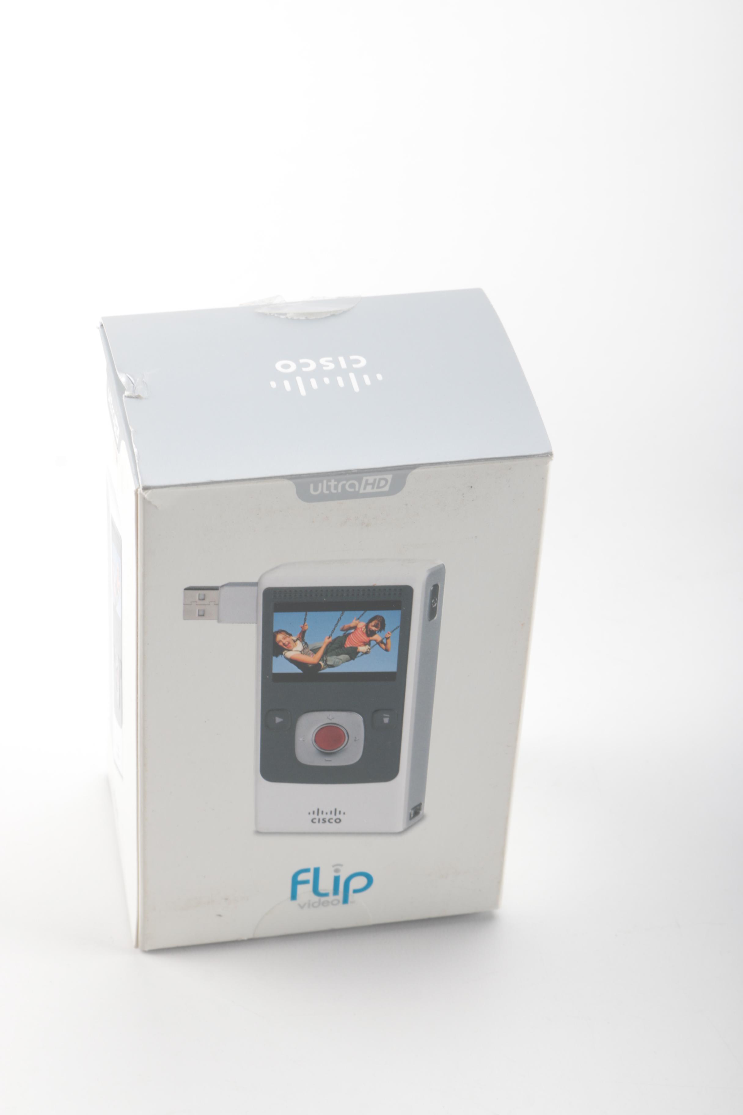Flip Ultra and Flip Ultra HD Video Cameras