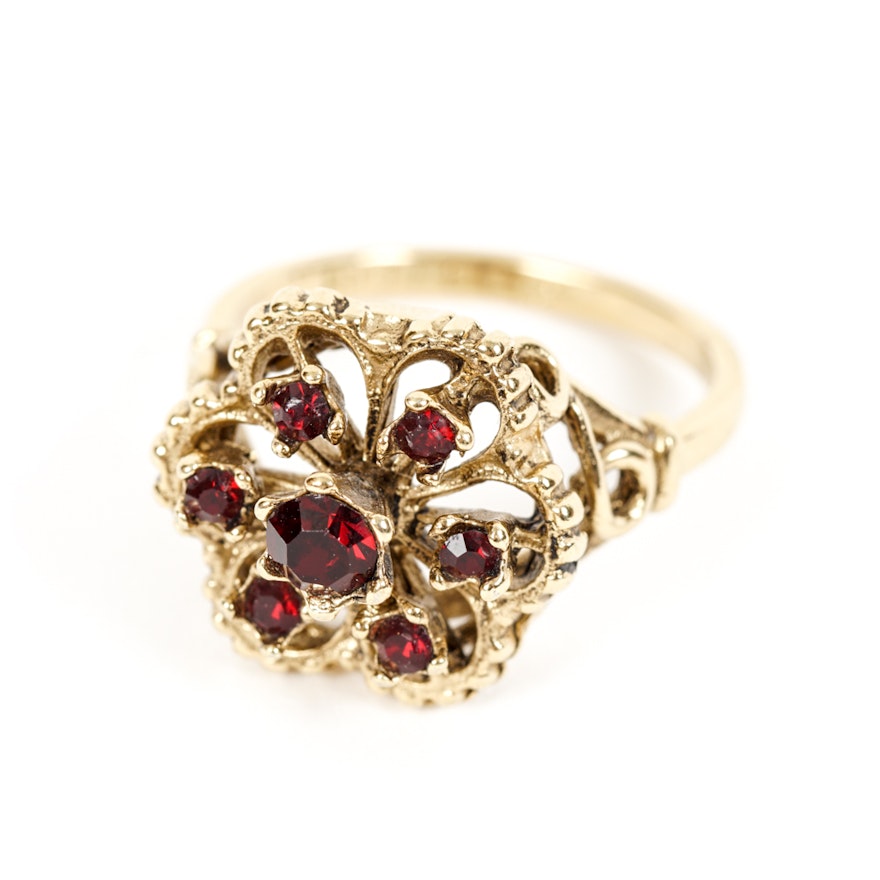 18K Gold and Garnet Ring