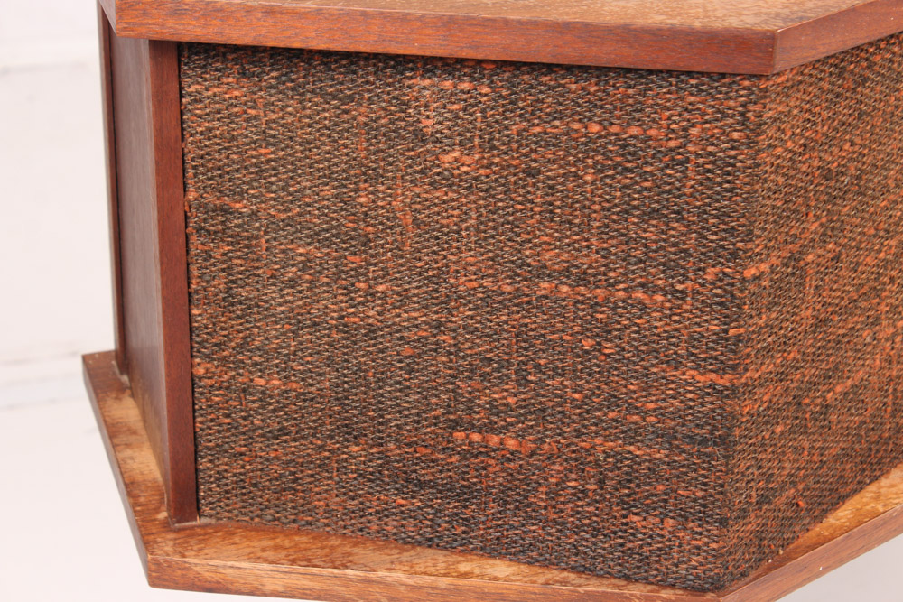 Vintage Bose 901 Series II Speakers on Tulip Stands