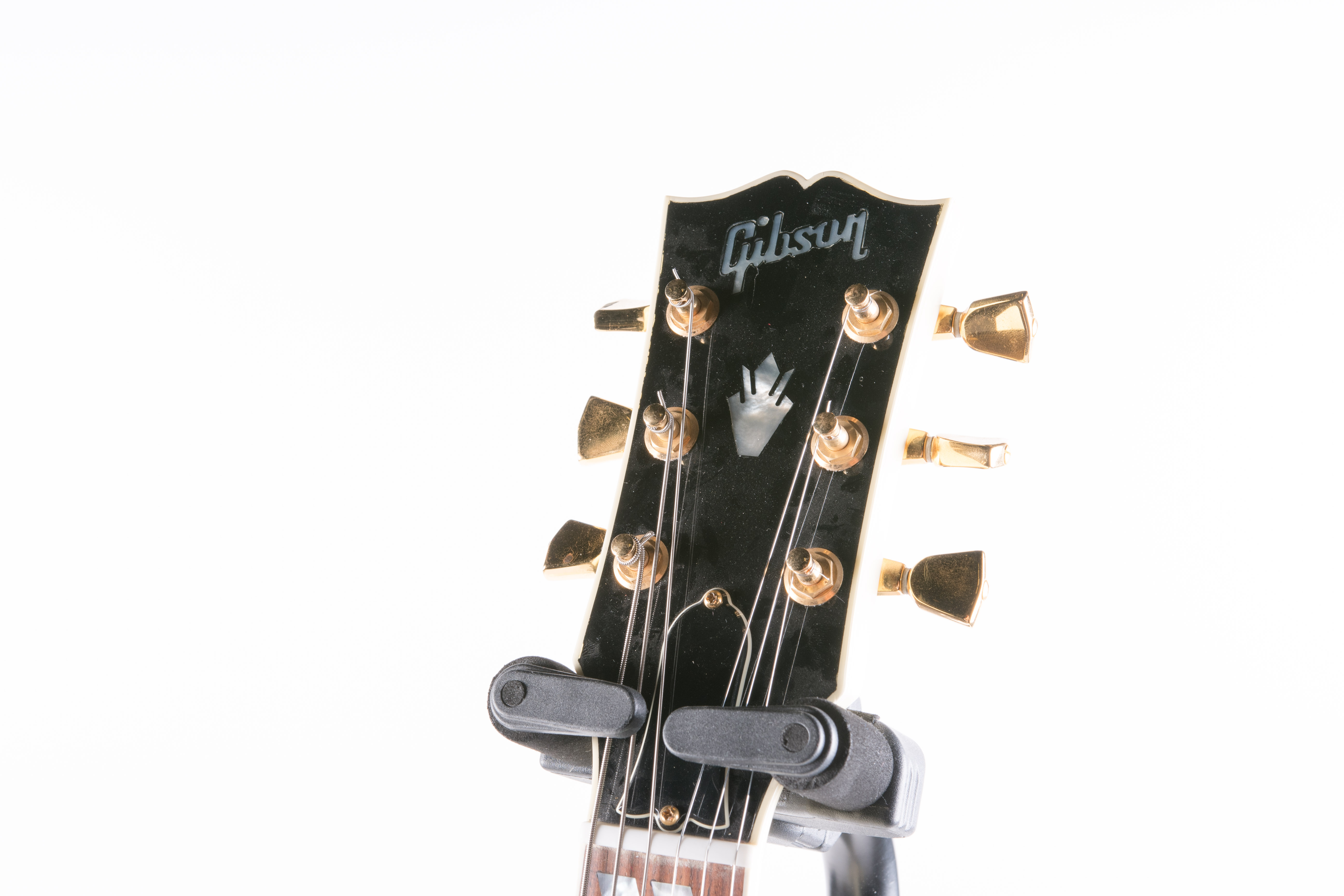 Gibson Custom Shop L-4 10th Anniversary Diamond White Sparkle Guitar