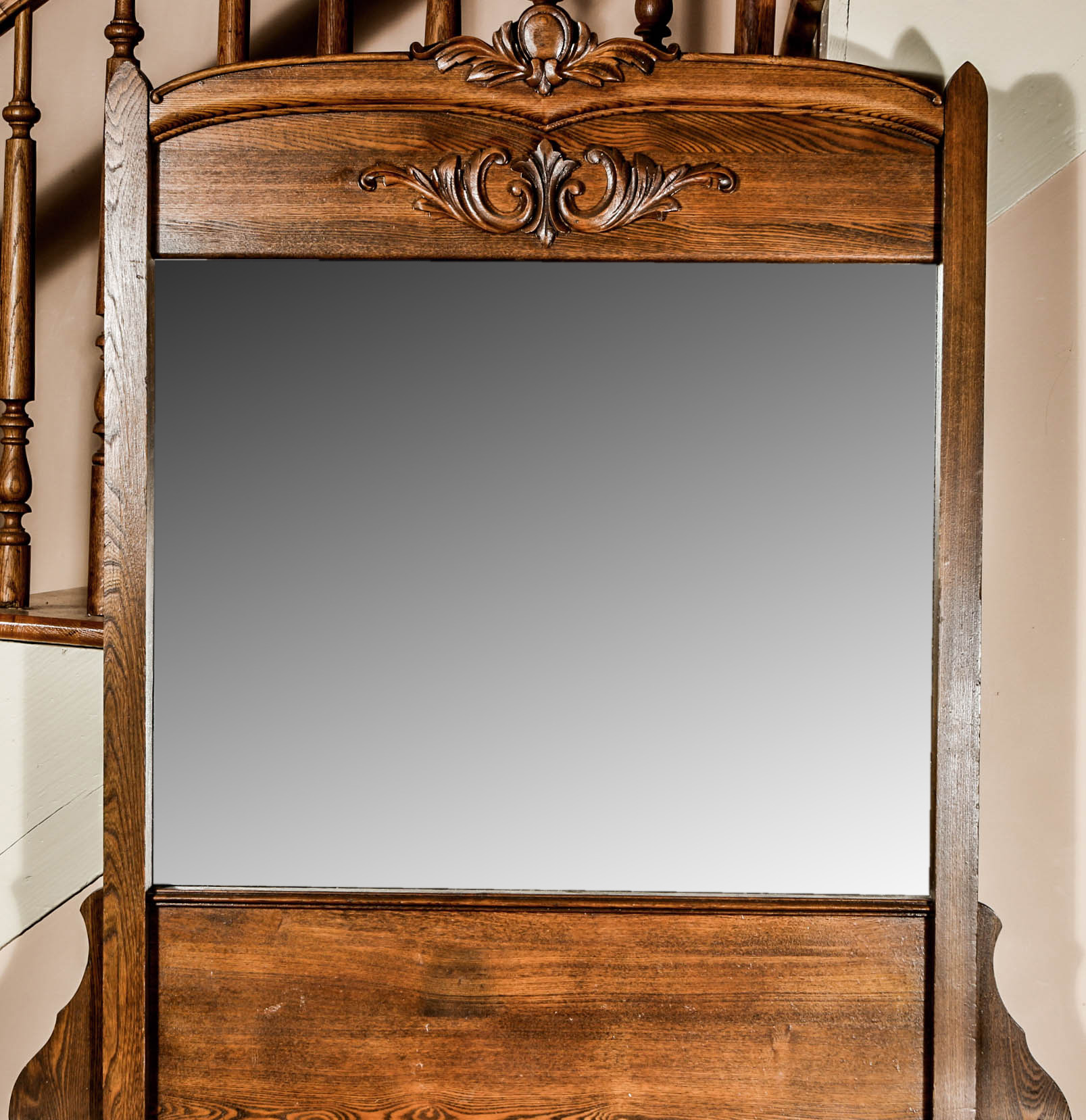 Victorian Style Dresser With Mirror