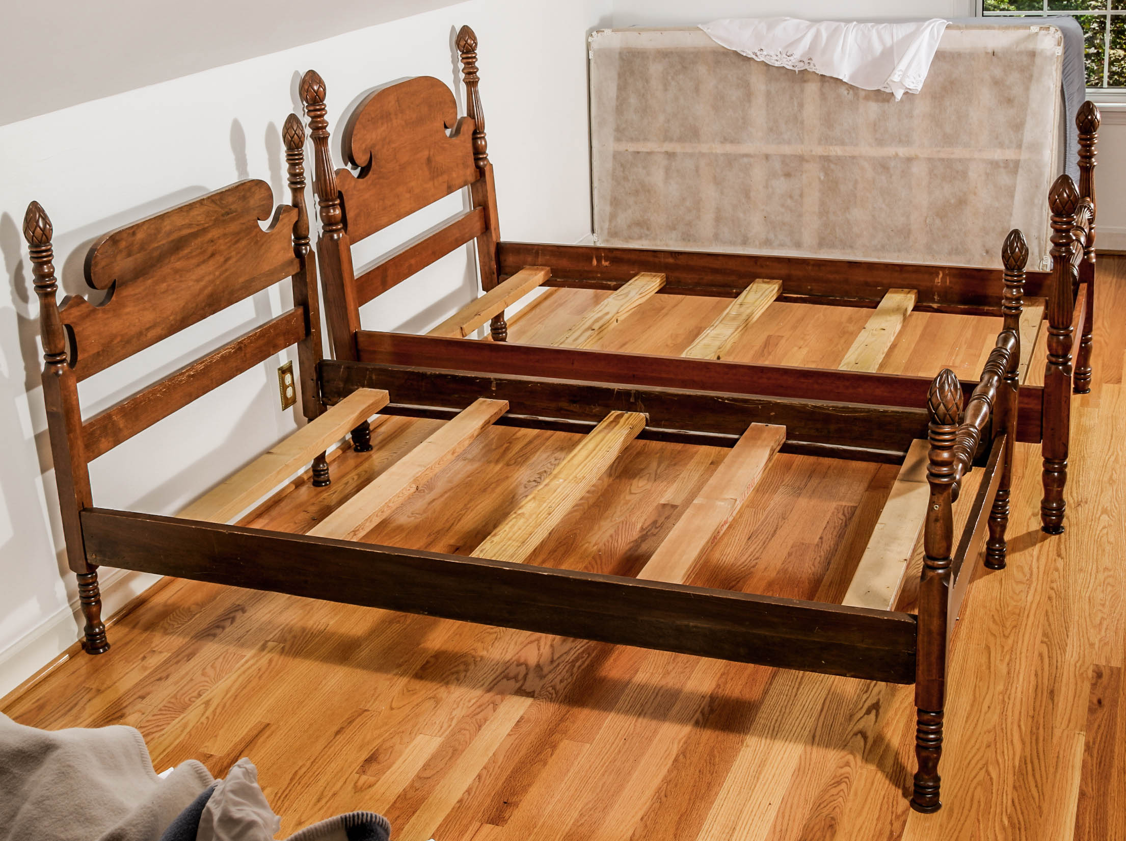 Vintage Twin Size Mahogany Beds