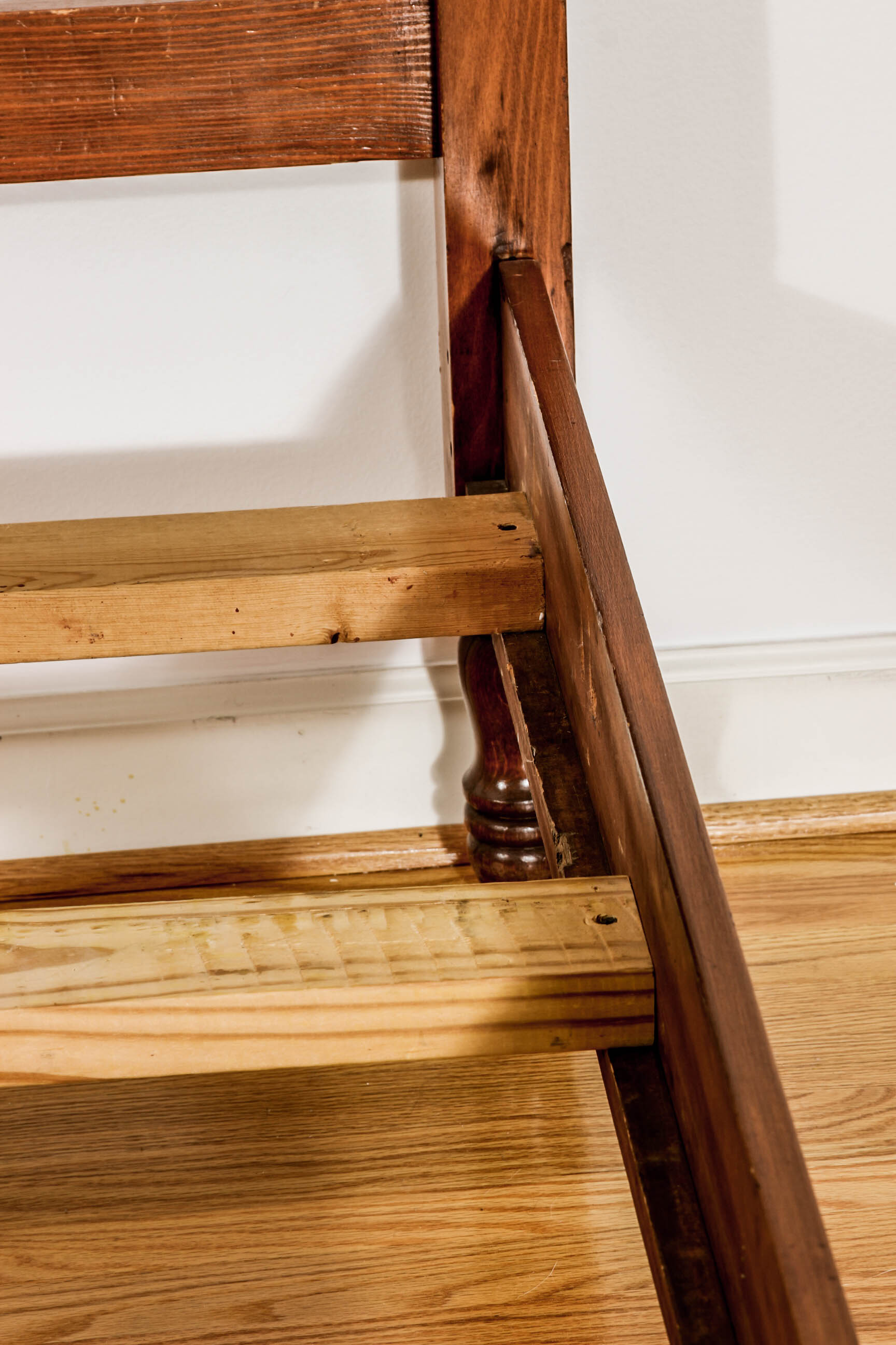 Vintage Twin Size Mahogany Beds