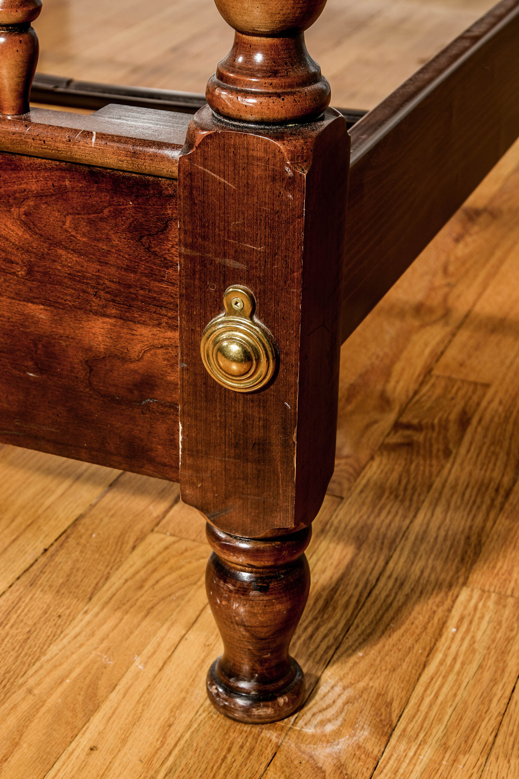 Federal Style Queen Size Four Poster Bed