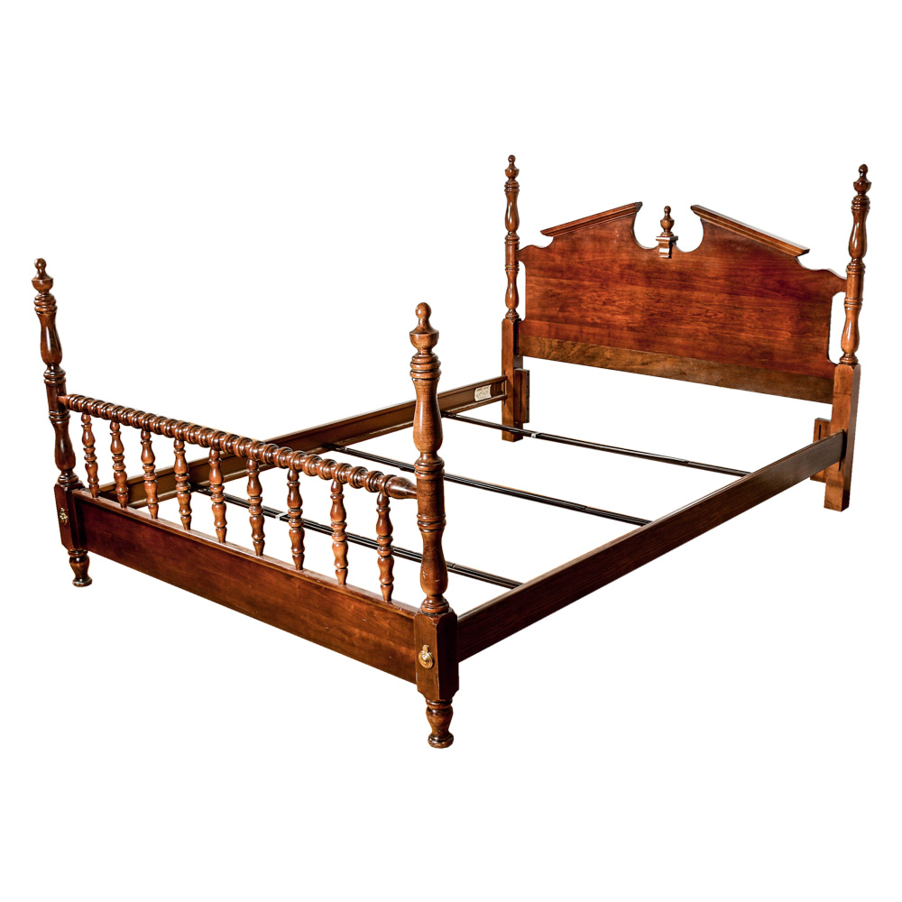 Federal Style Queen Size Four Poster Bed