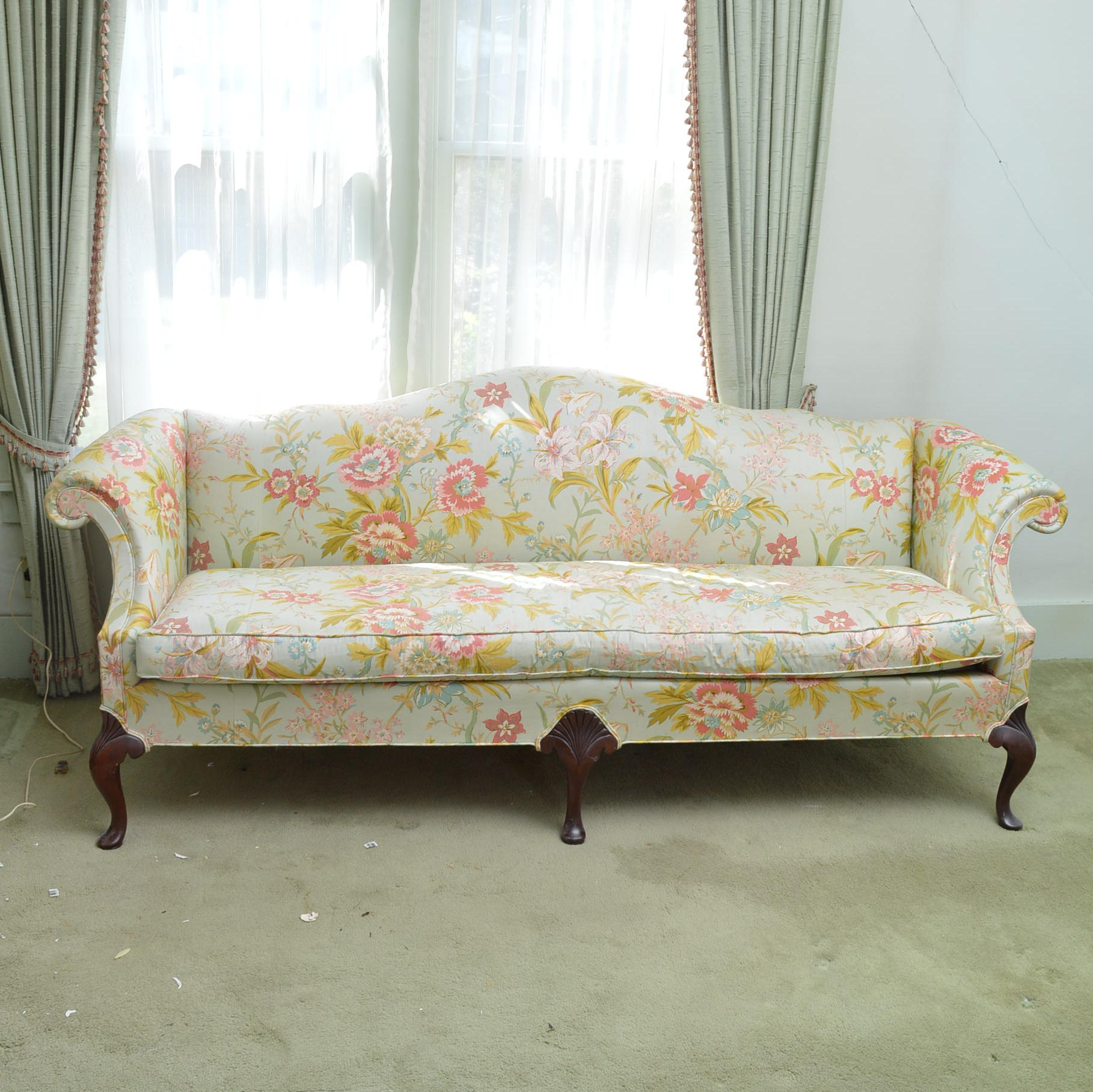 Hickory Chair Humpback Sofa