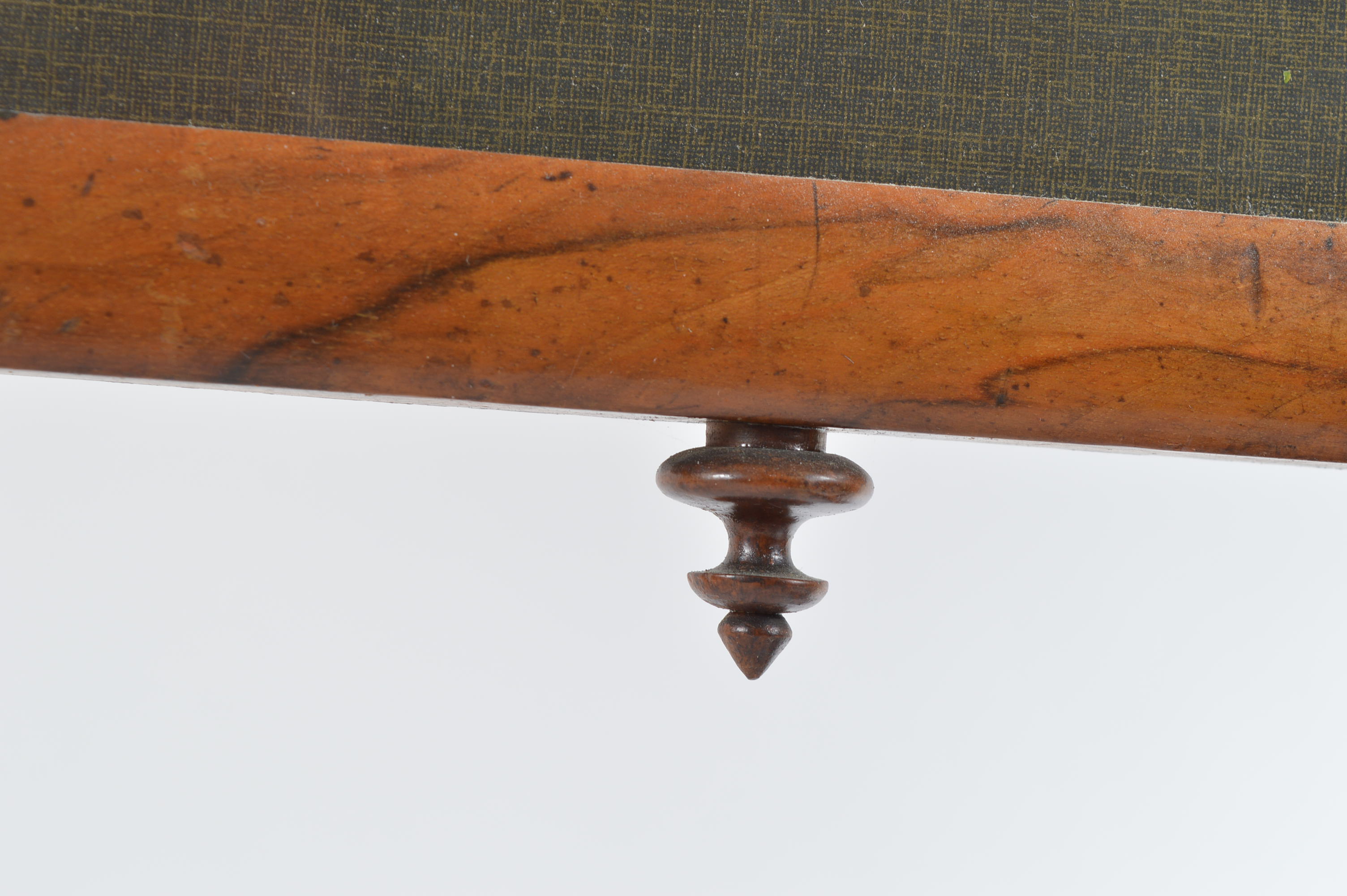 Victorian Style Wooden Fireplace Screen