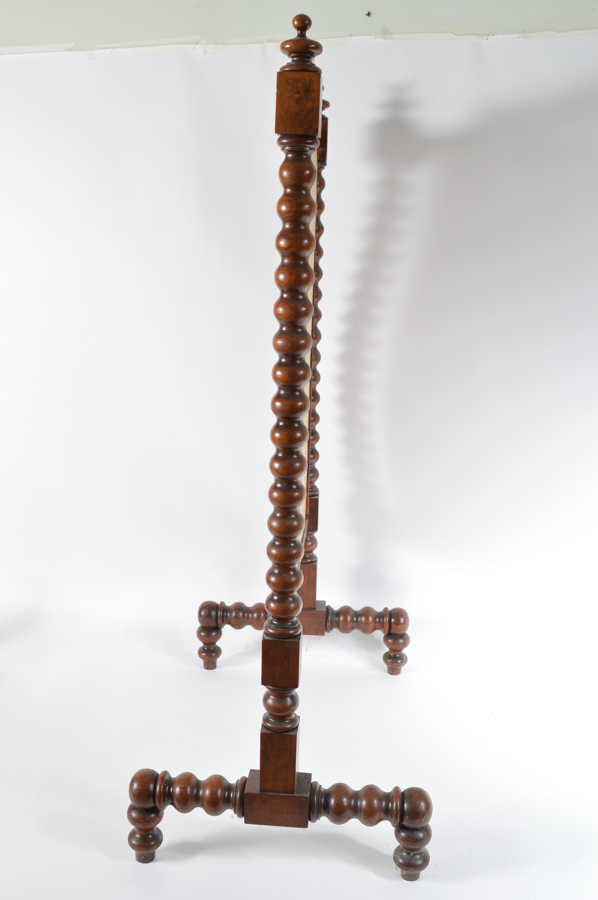 Victorian Style Wooden Fireplace Screen