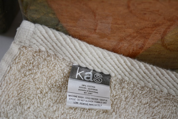 Contemporary Bathroom Accessory Collection