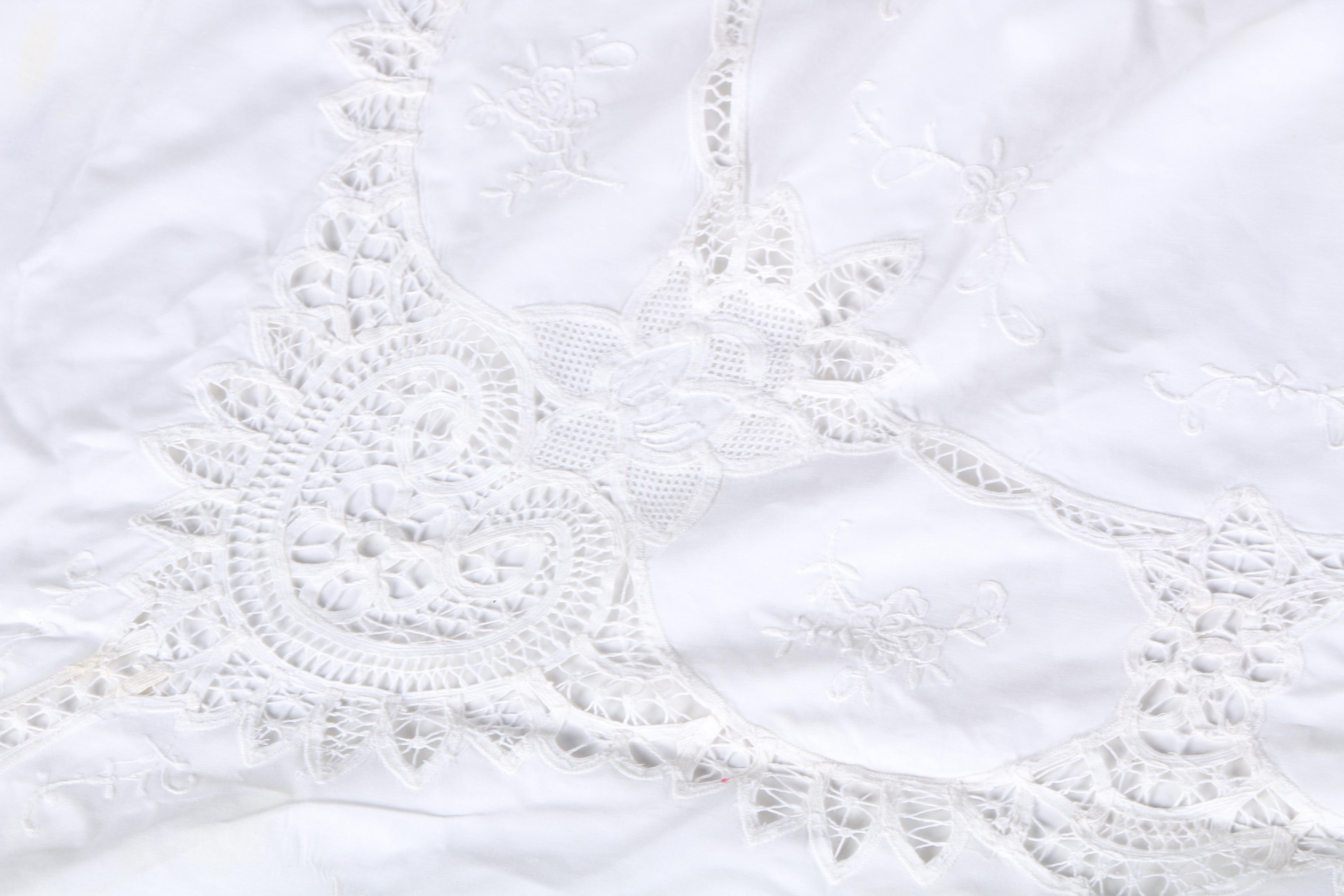 Hand Blown Glass Make Your Own Napkin Holders Set and Table Cloth