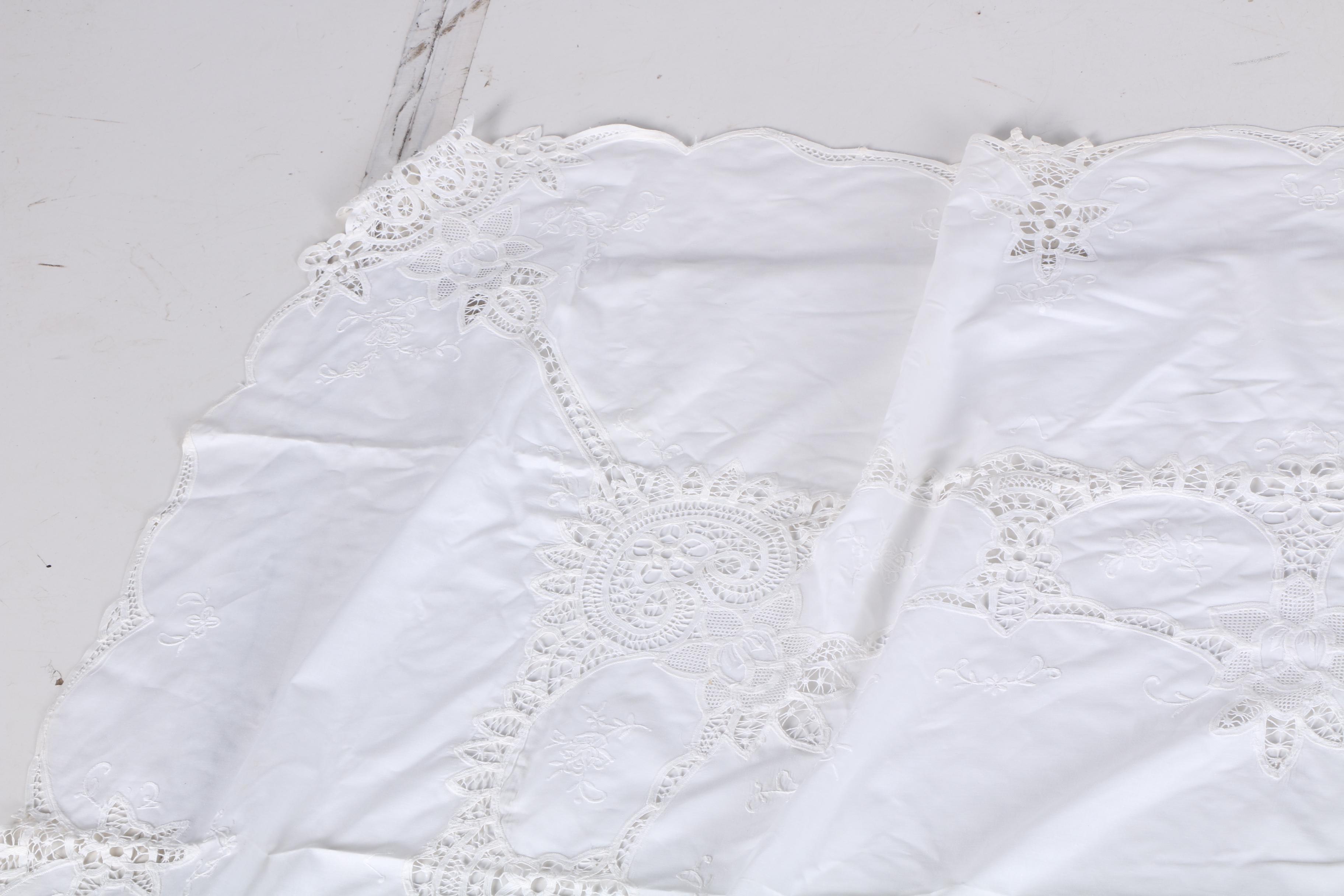 Hand Blown Glass Make Your Own Napkin Holders Set and Table Cloth