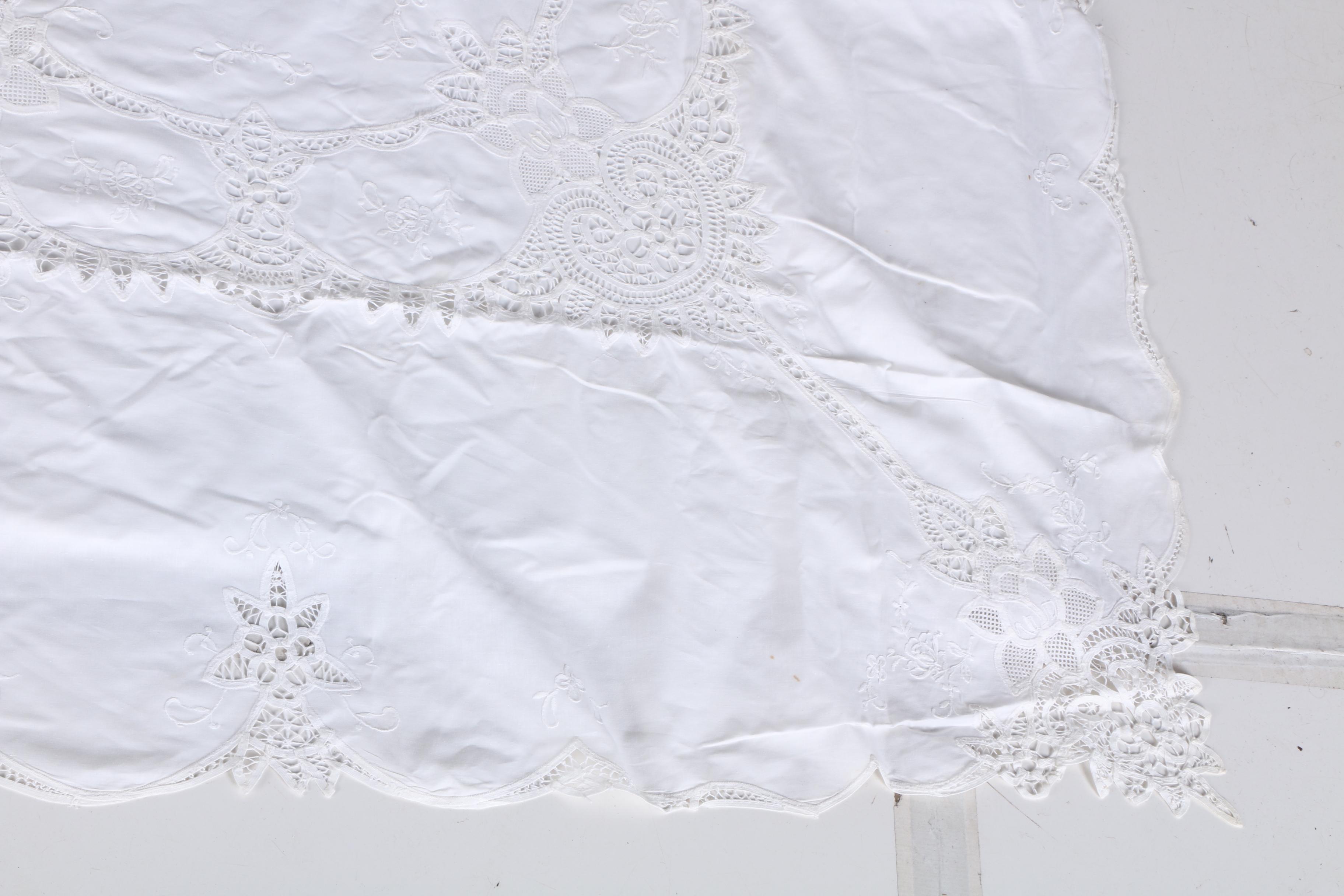 Hand Blown Glass Make Your Own Napkin Holders Set and Table Cloth