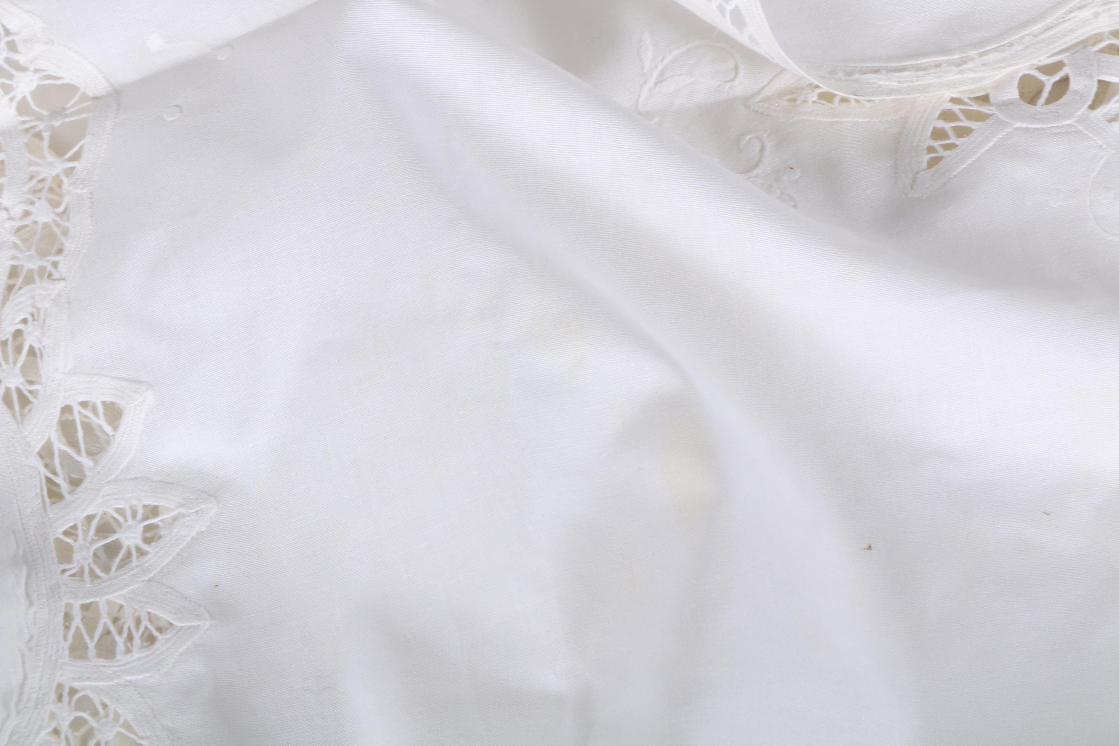 Hand Blown Glass Make Your Own Napkin Holders Set and Table Cloth