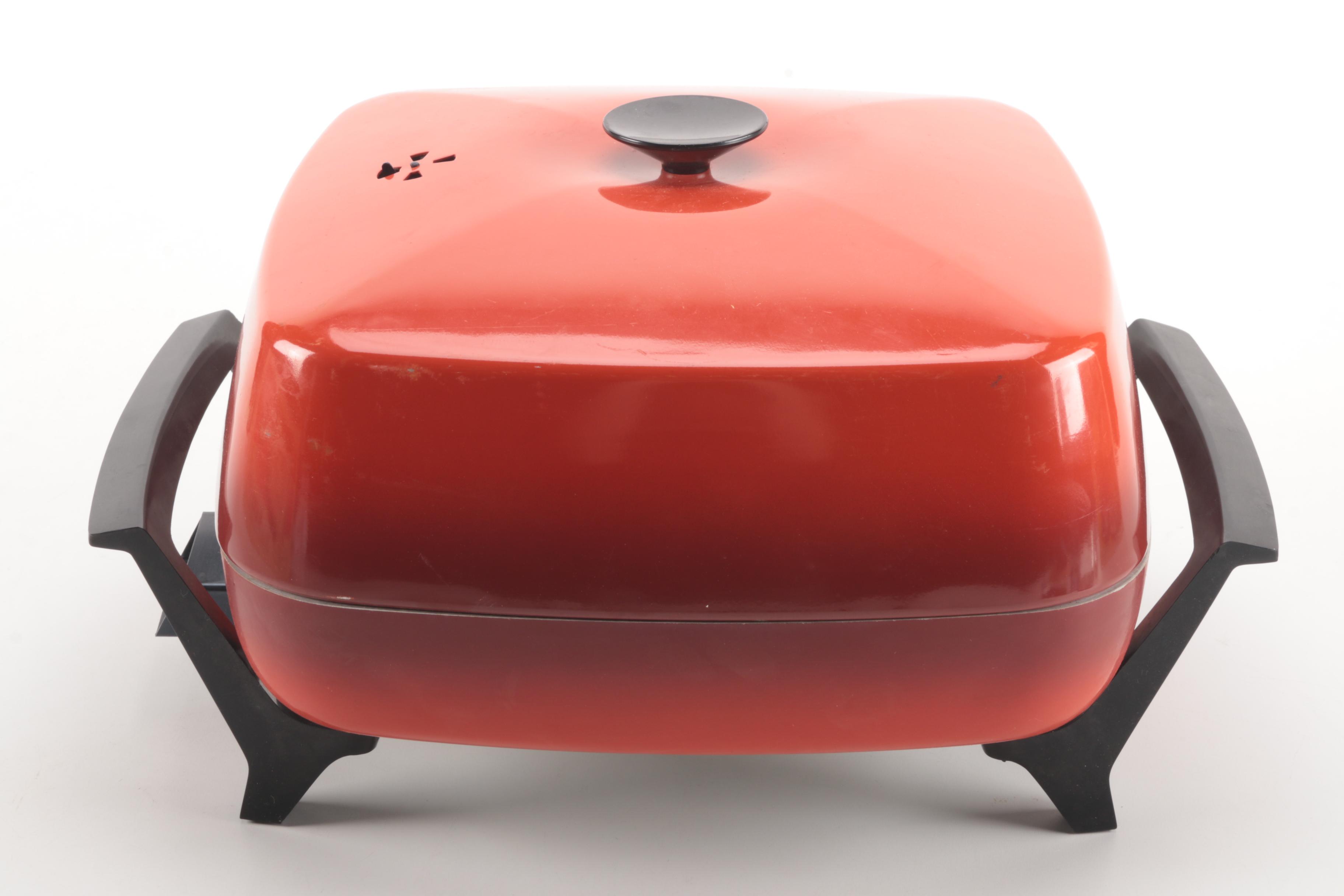 Assorted Kitchen Serveware