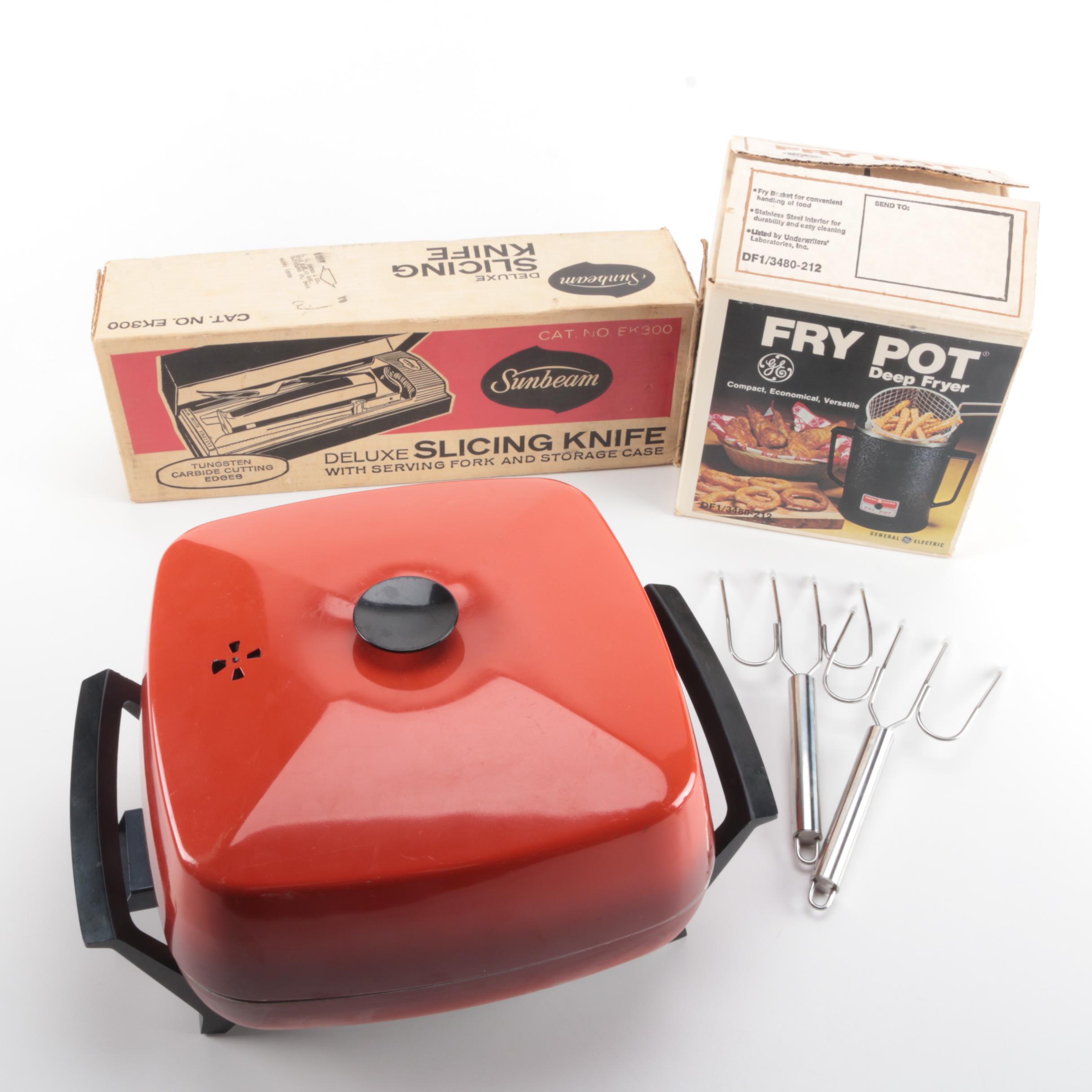 Assorted Kitchen Serveware