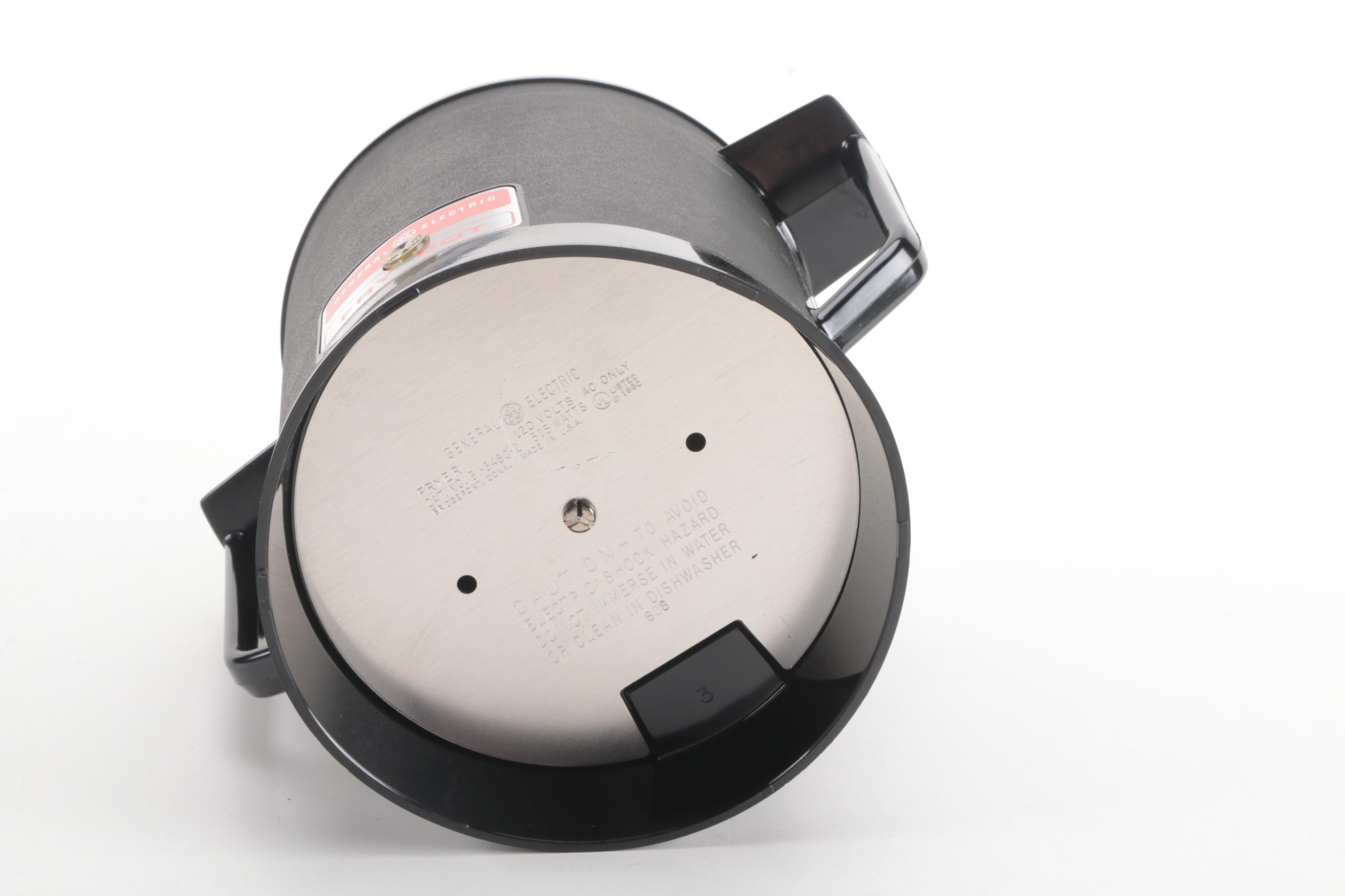 Assorted Kitchen Serveware