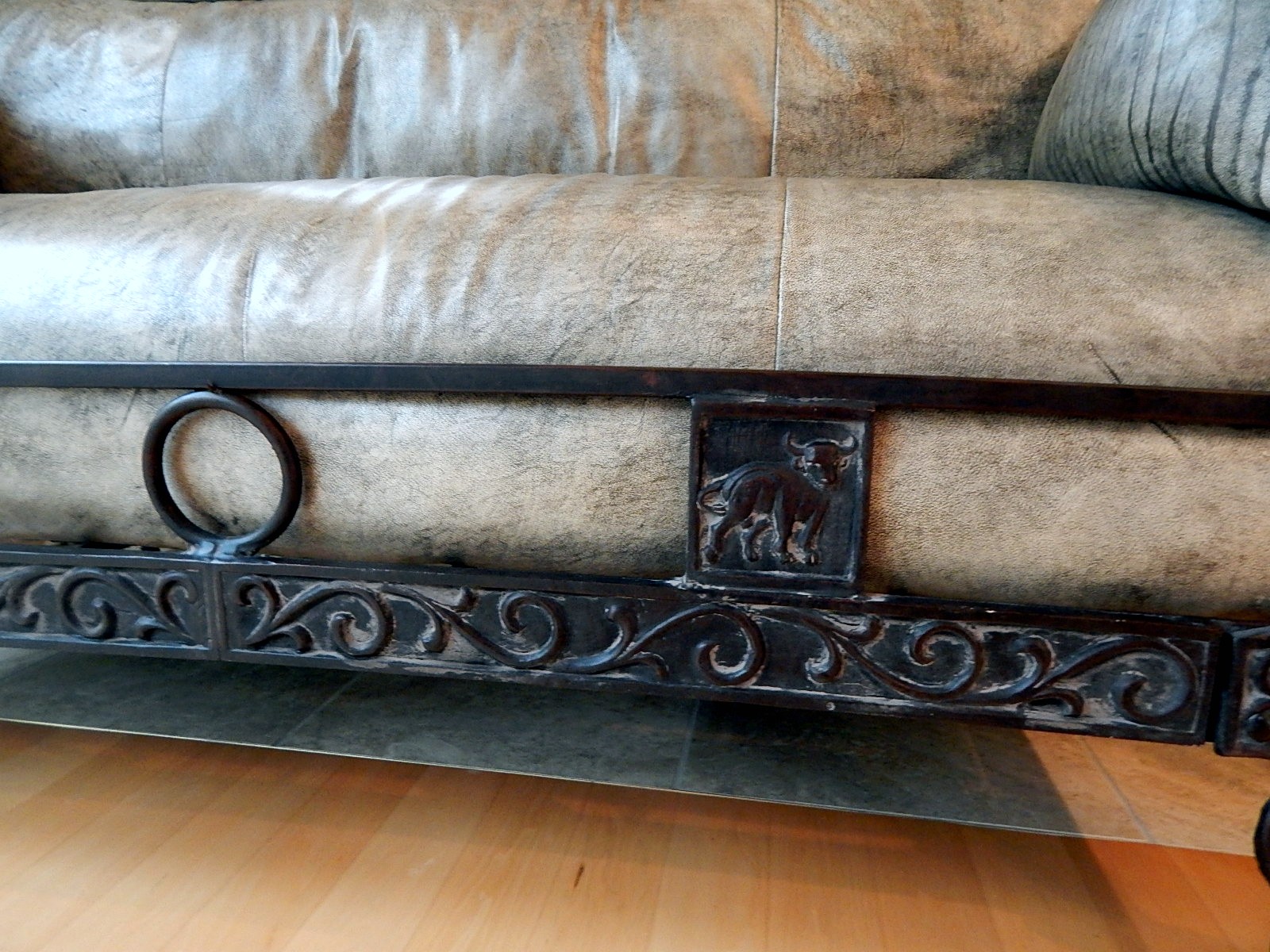 Thomasville Leather Daybed With Metal Frame