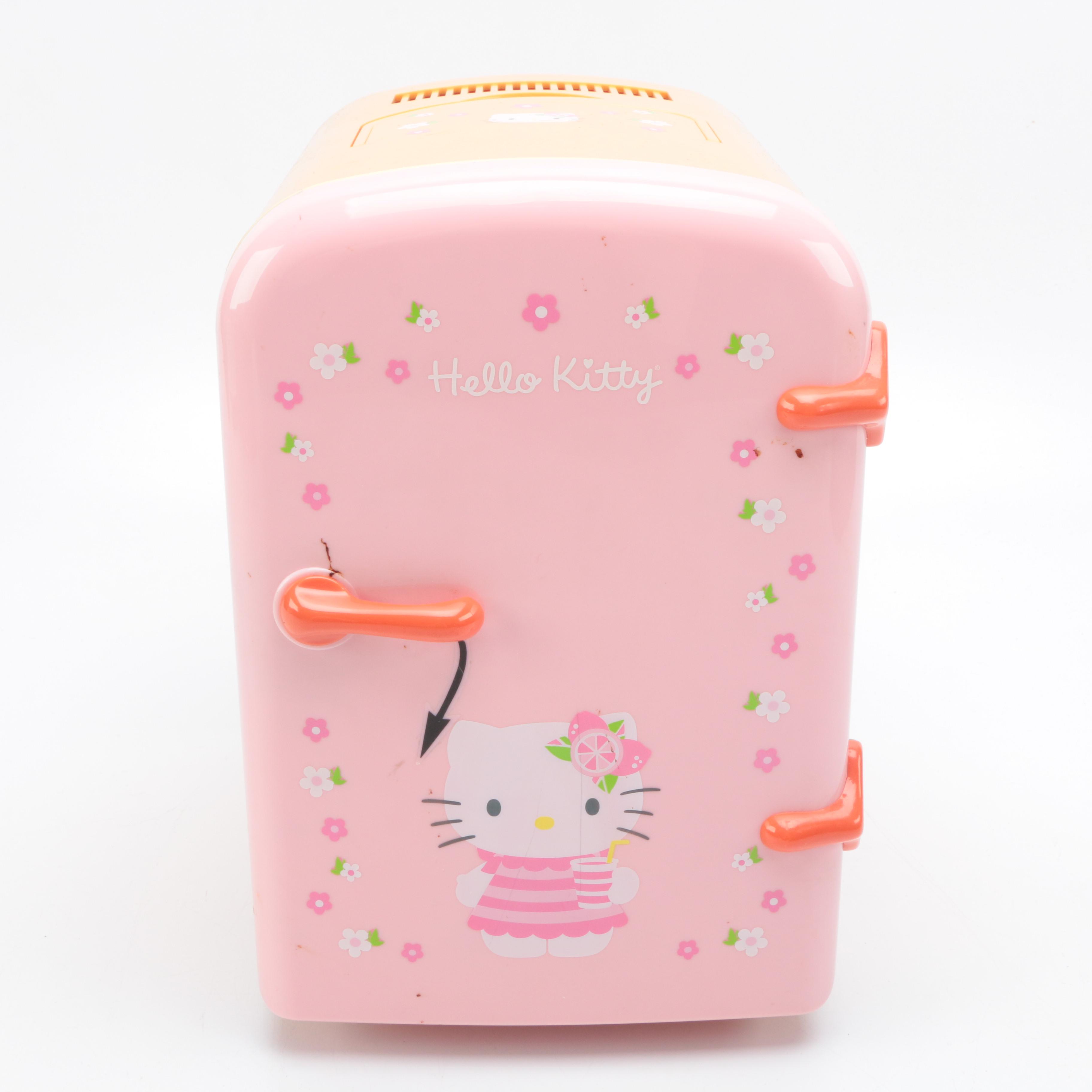 "Hello Kitty" Mini Refrigerator and Warmer