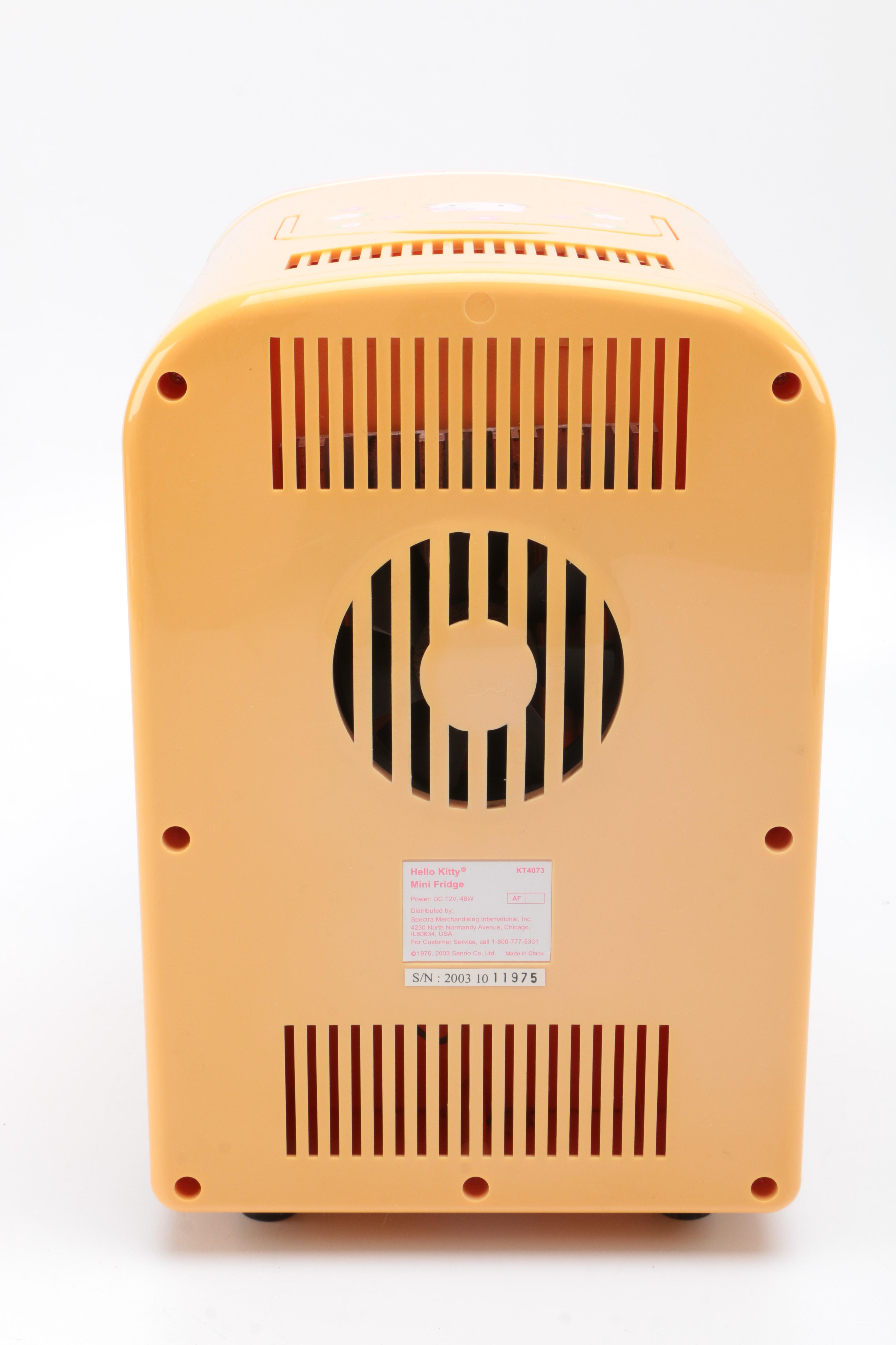 "Hello Kitty" Mini Refrigerator and Warmer