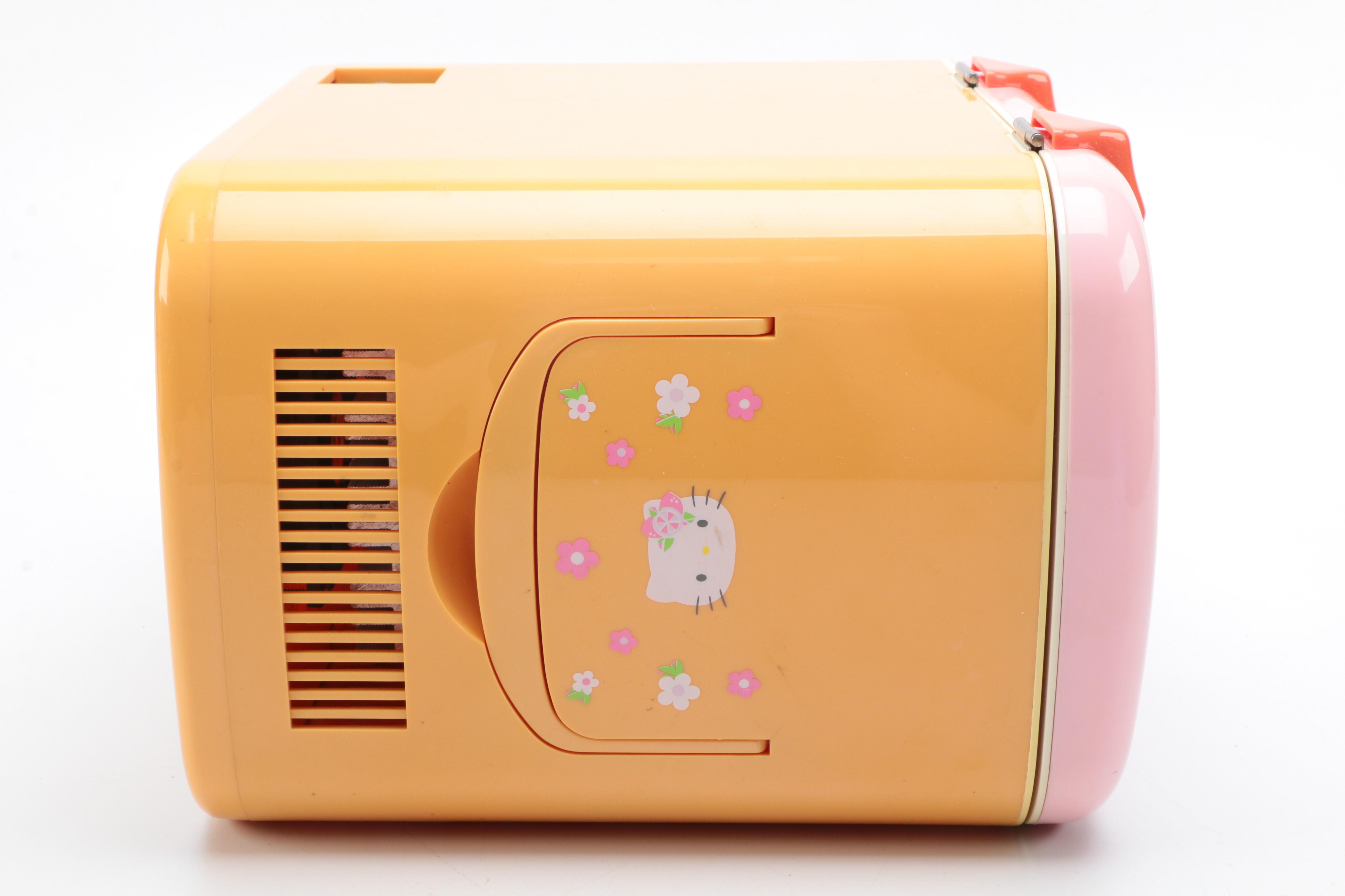 "Hello Kitty" Mini Refrigerator and Warmer