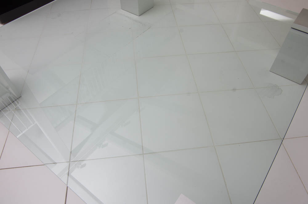 Modern Style Glass Top Coffee Table