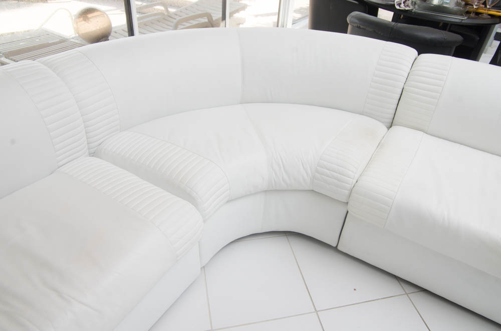 White Leatherette L-Shaped Sectional Sofa With Ottoman